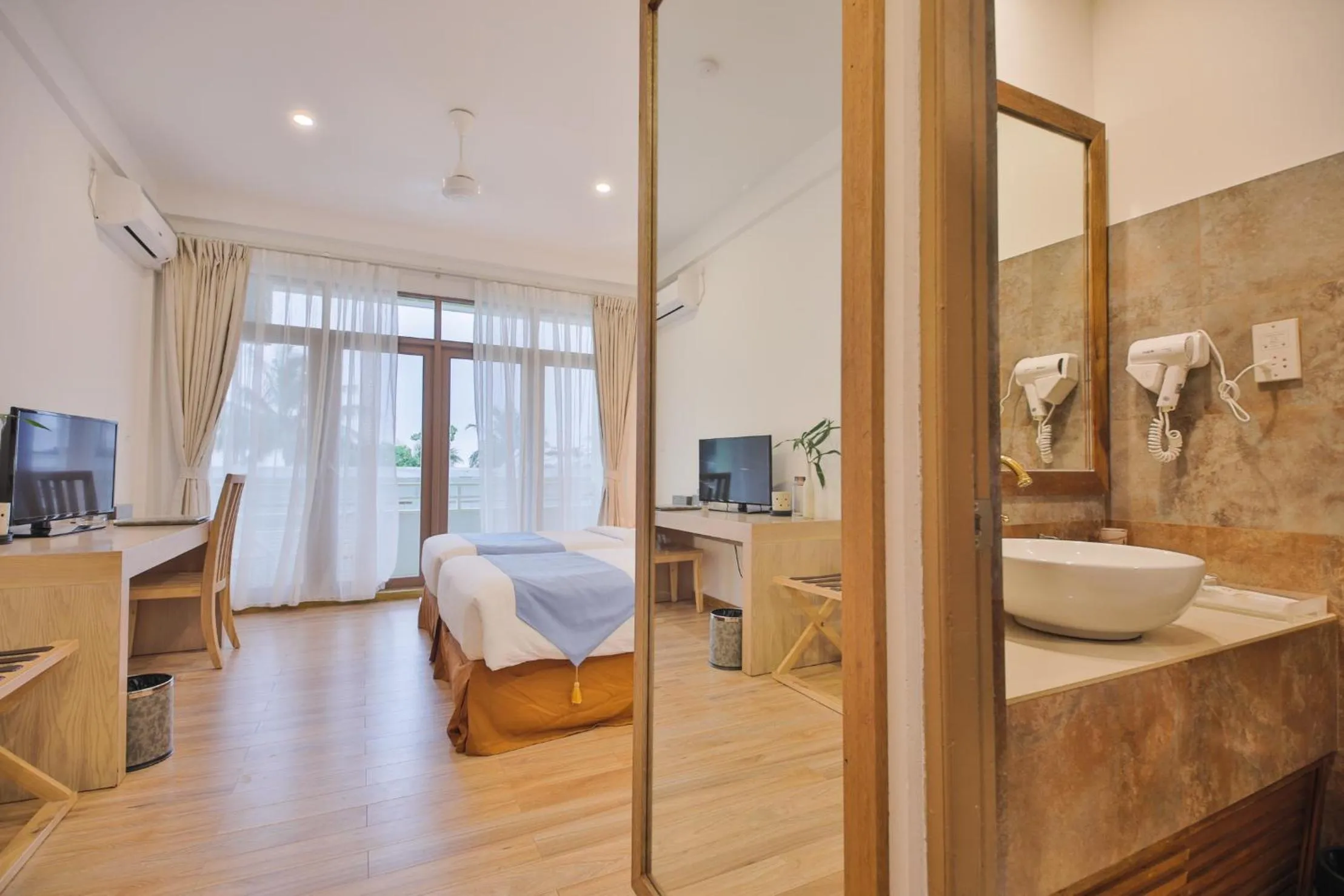 Bed in Plumeria Maldives