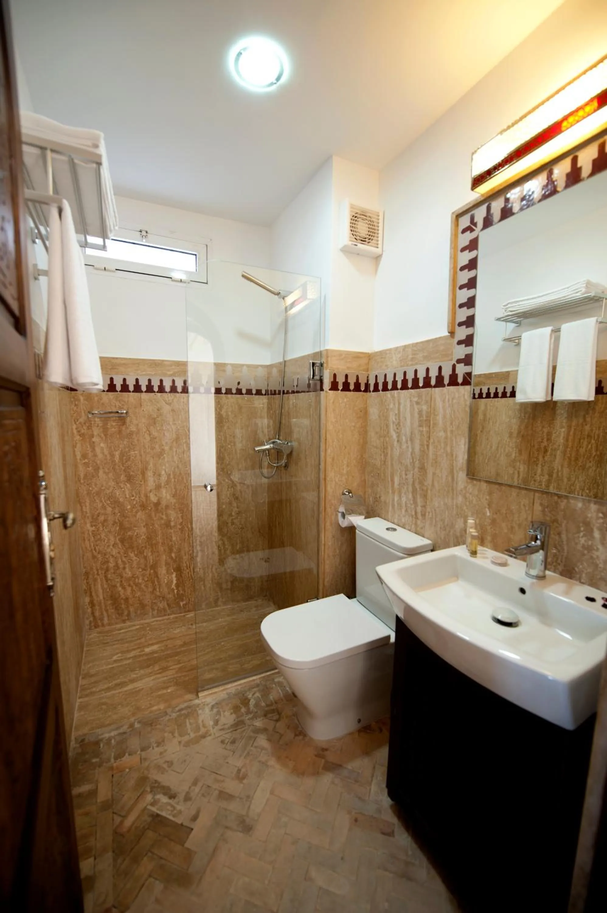 Shower in Dar Yasmine