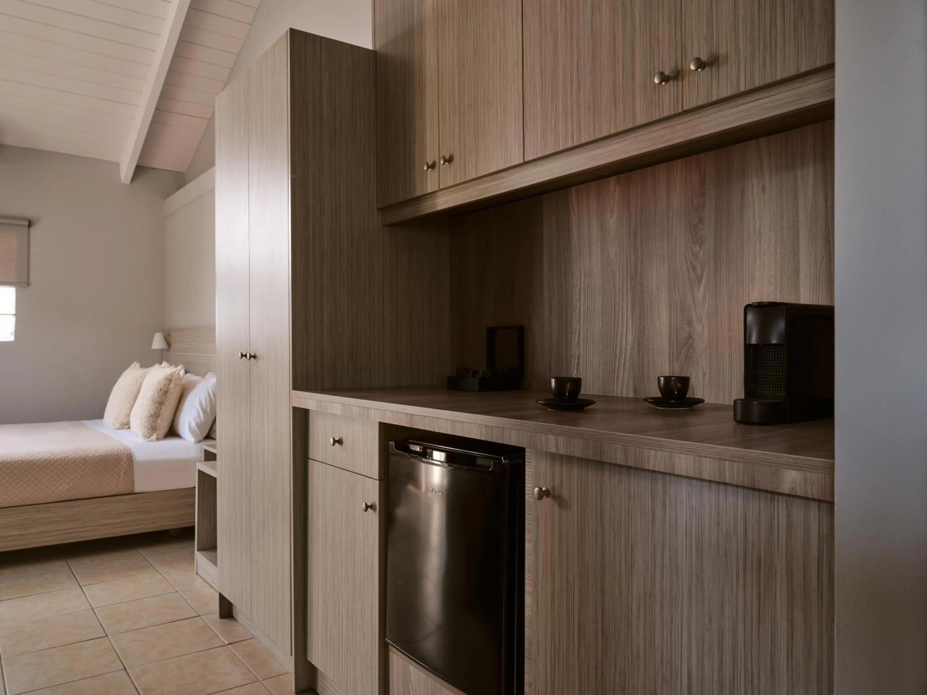 Bedroom, Bed in Zante Atlantis Hotel