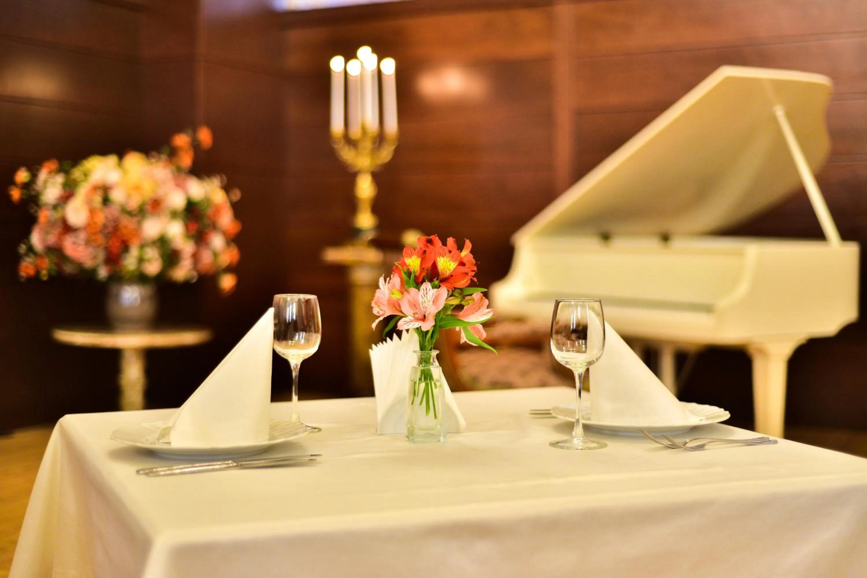 Restaurant/places to eat in METROPOL HOTEL Yerevan