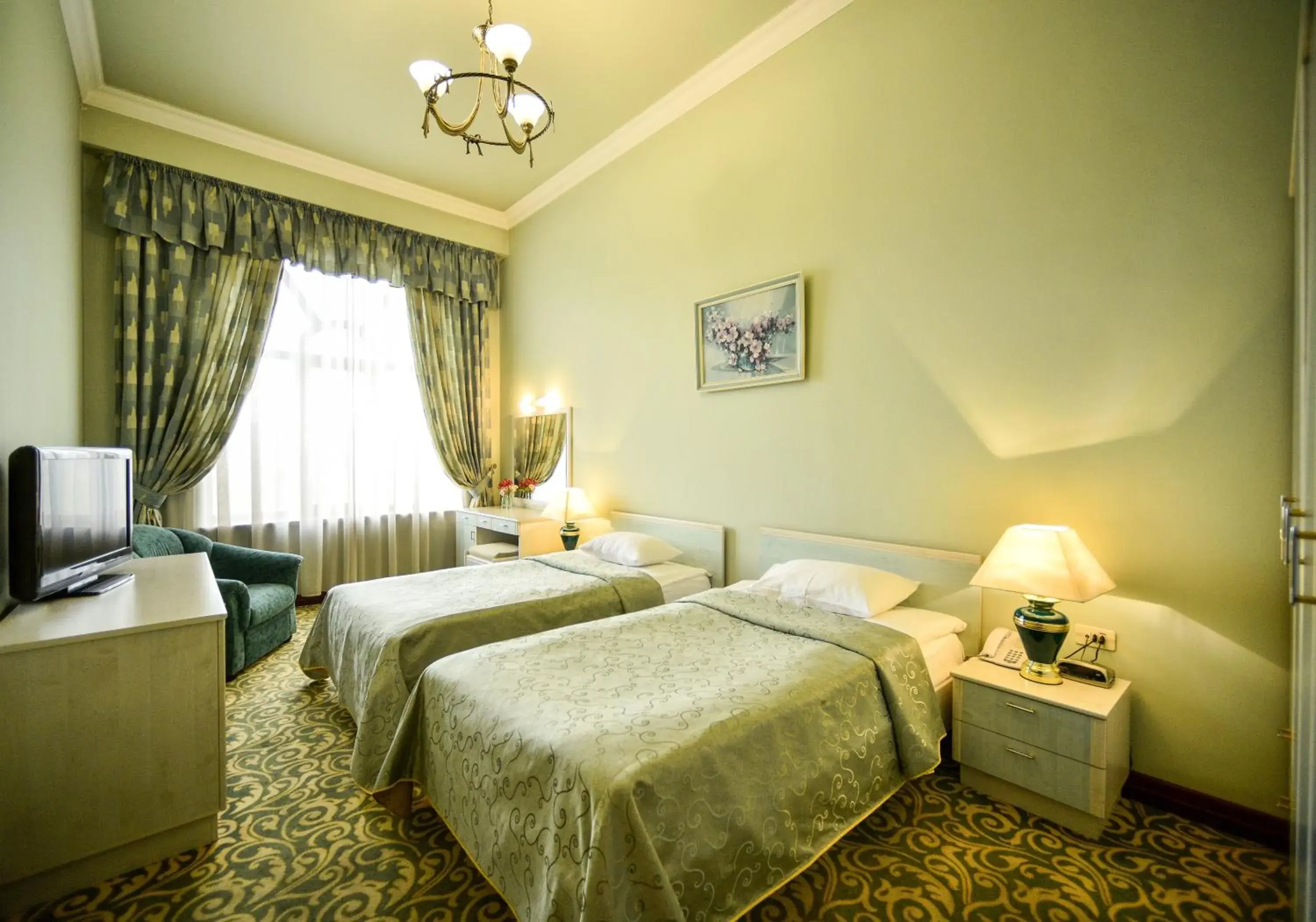 Standard Twin Room in METROPOL HOTEL Yerevan Standard Twin Room in METROPOL HOTEL Yerevan