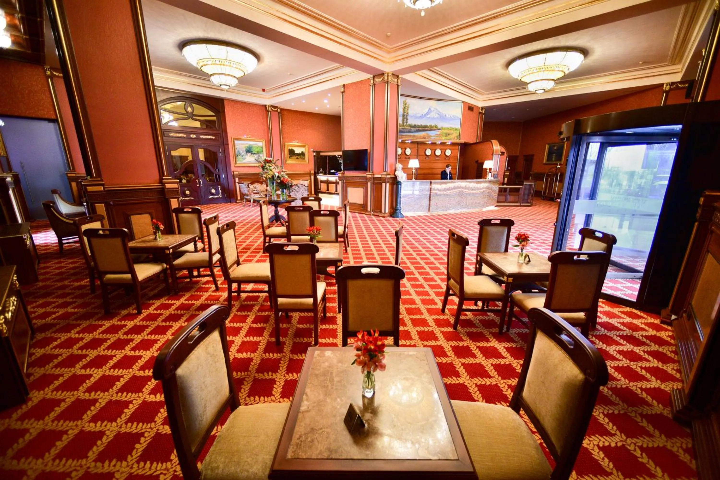 Lobby or reception in METROPOL HOTEL Yerevan
