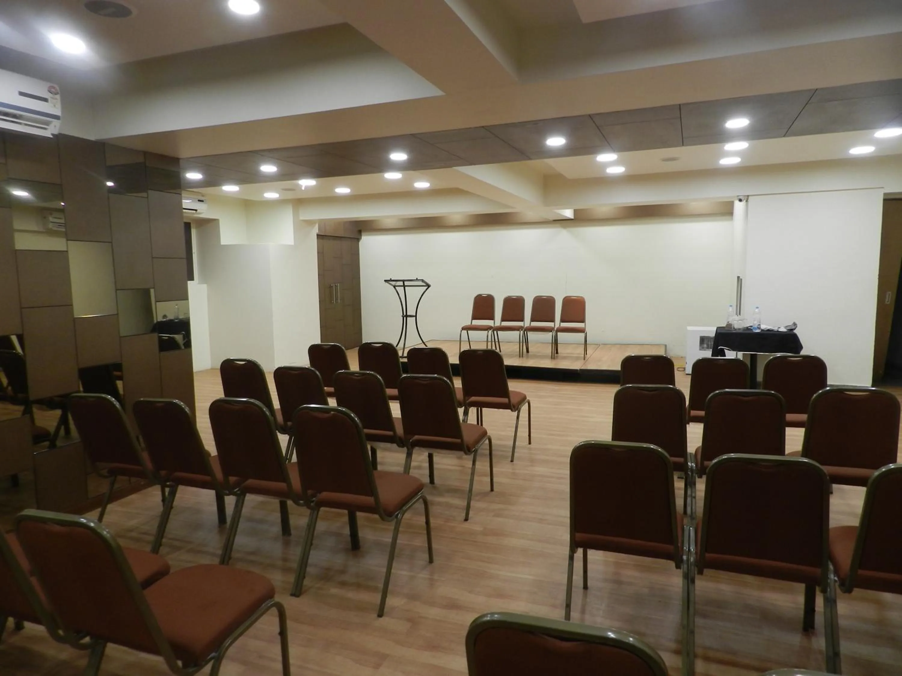 Business facilities in Hotel K Tree - A Boutique Hotel