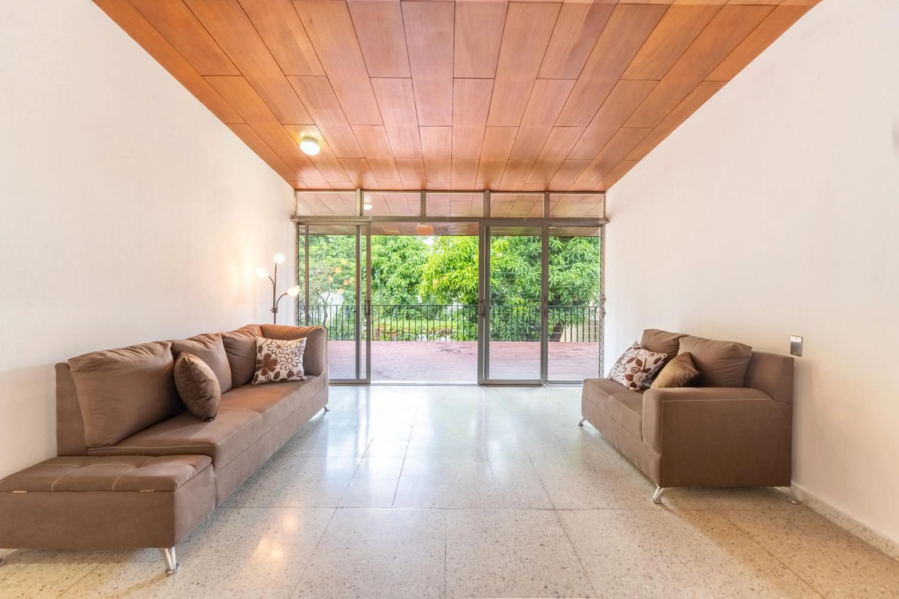 Living room in Volcano Hostal y Restaurante