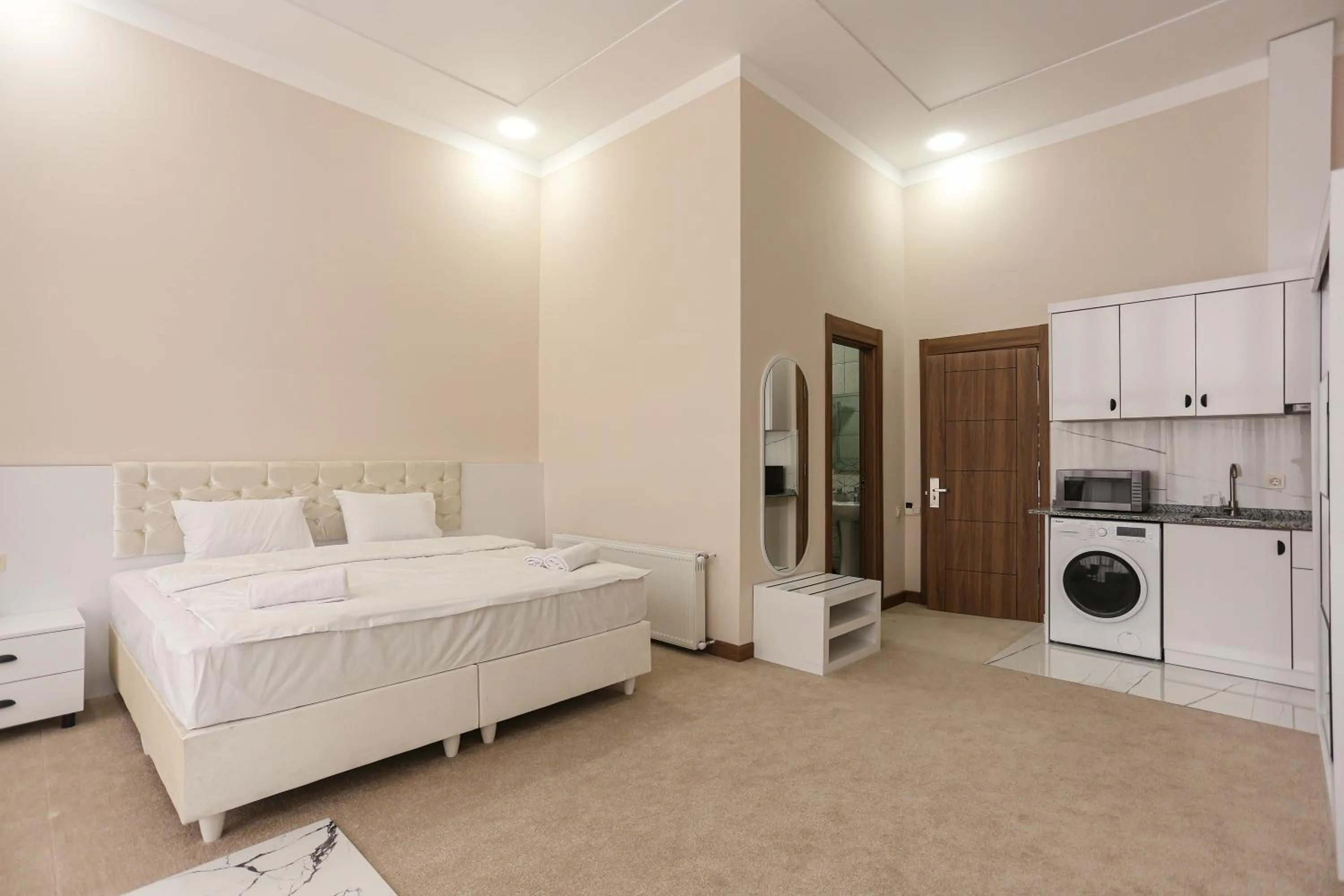 Bedroom, Bed in Chateau Milisi