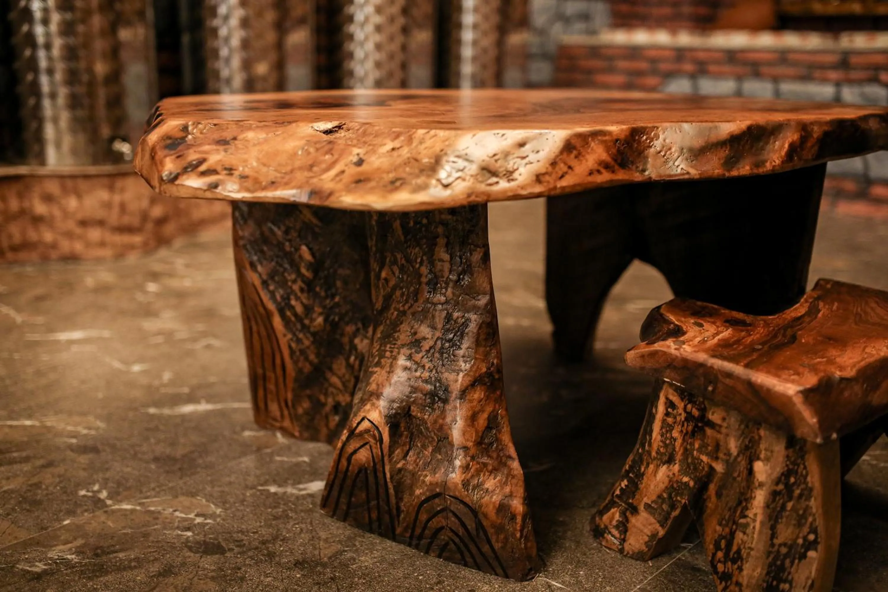 Property building in Chateau Milisi