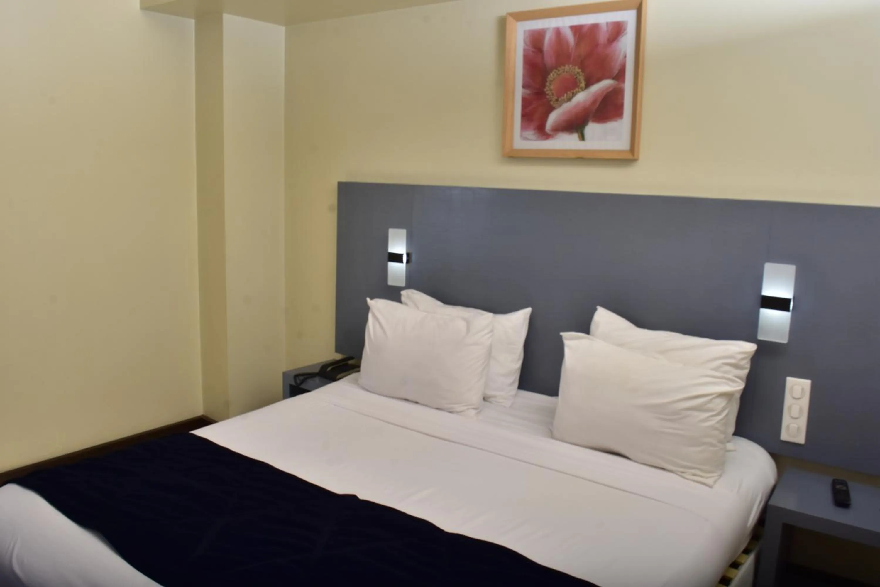 Bed in Liberté Hotels Oran