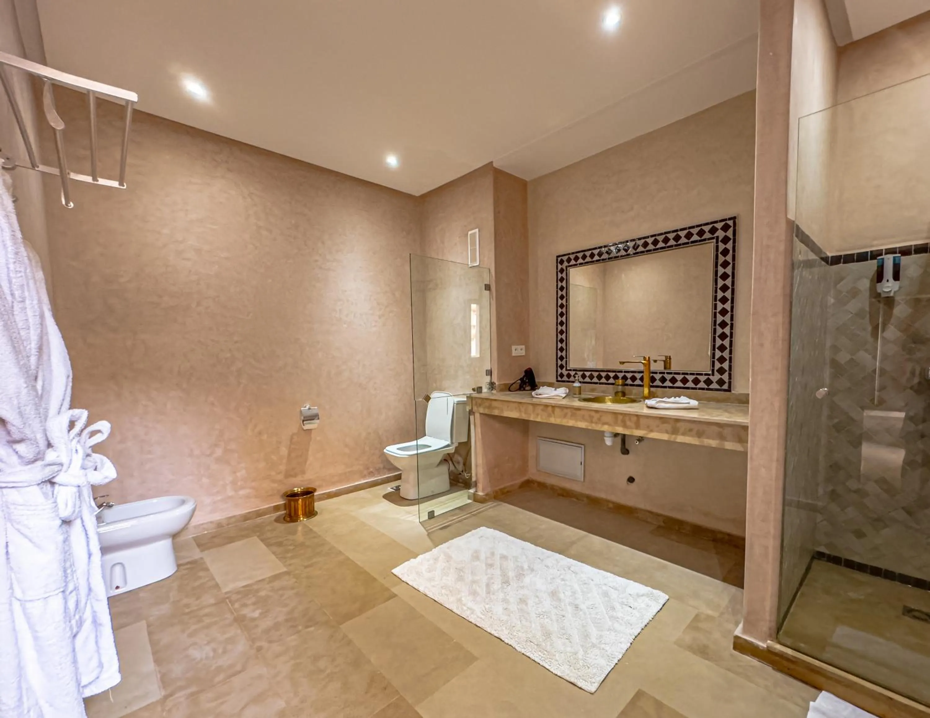 Shower in Riad Kenza