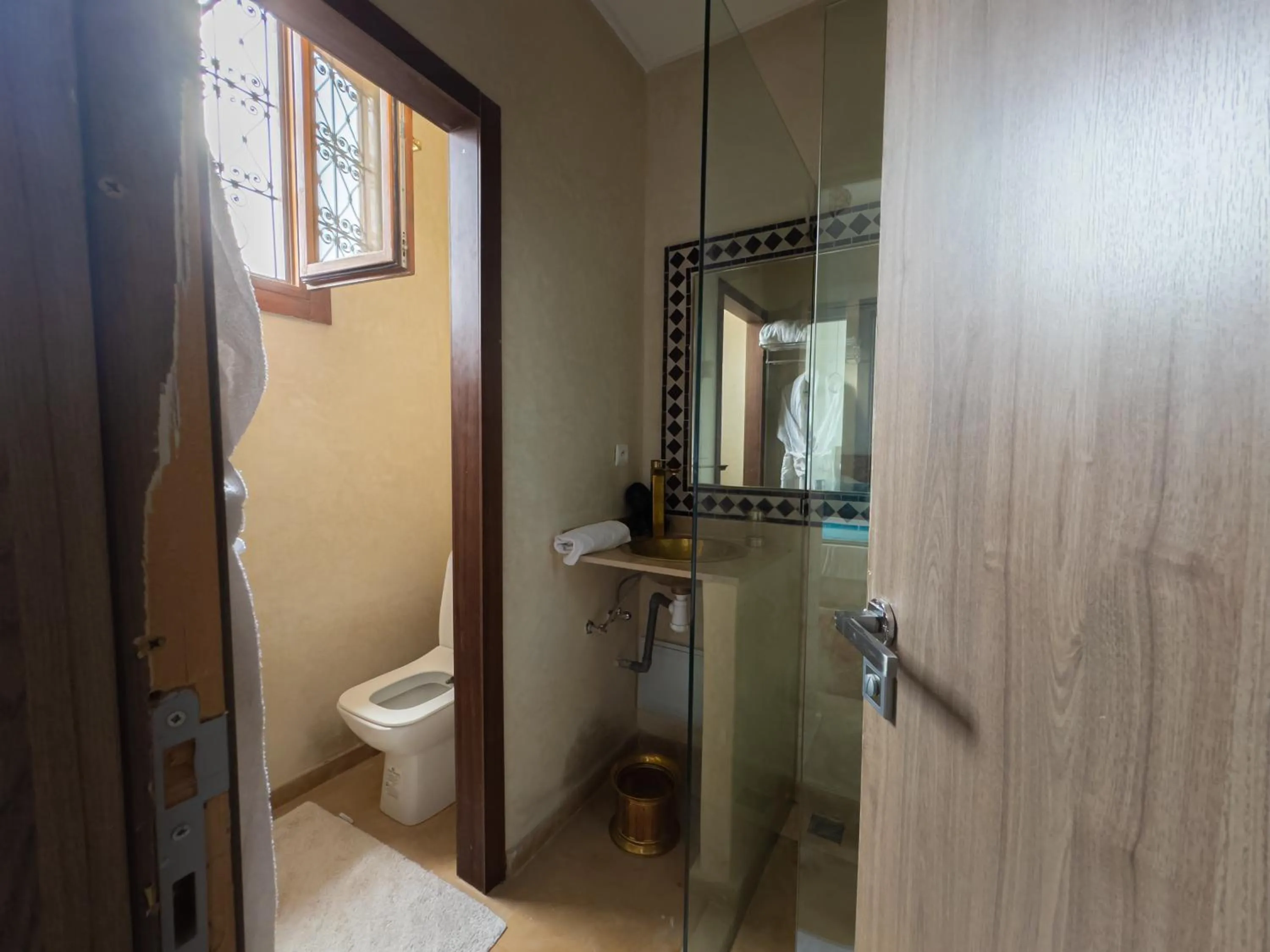 Shower in Riad Kenza