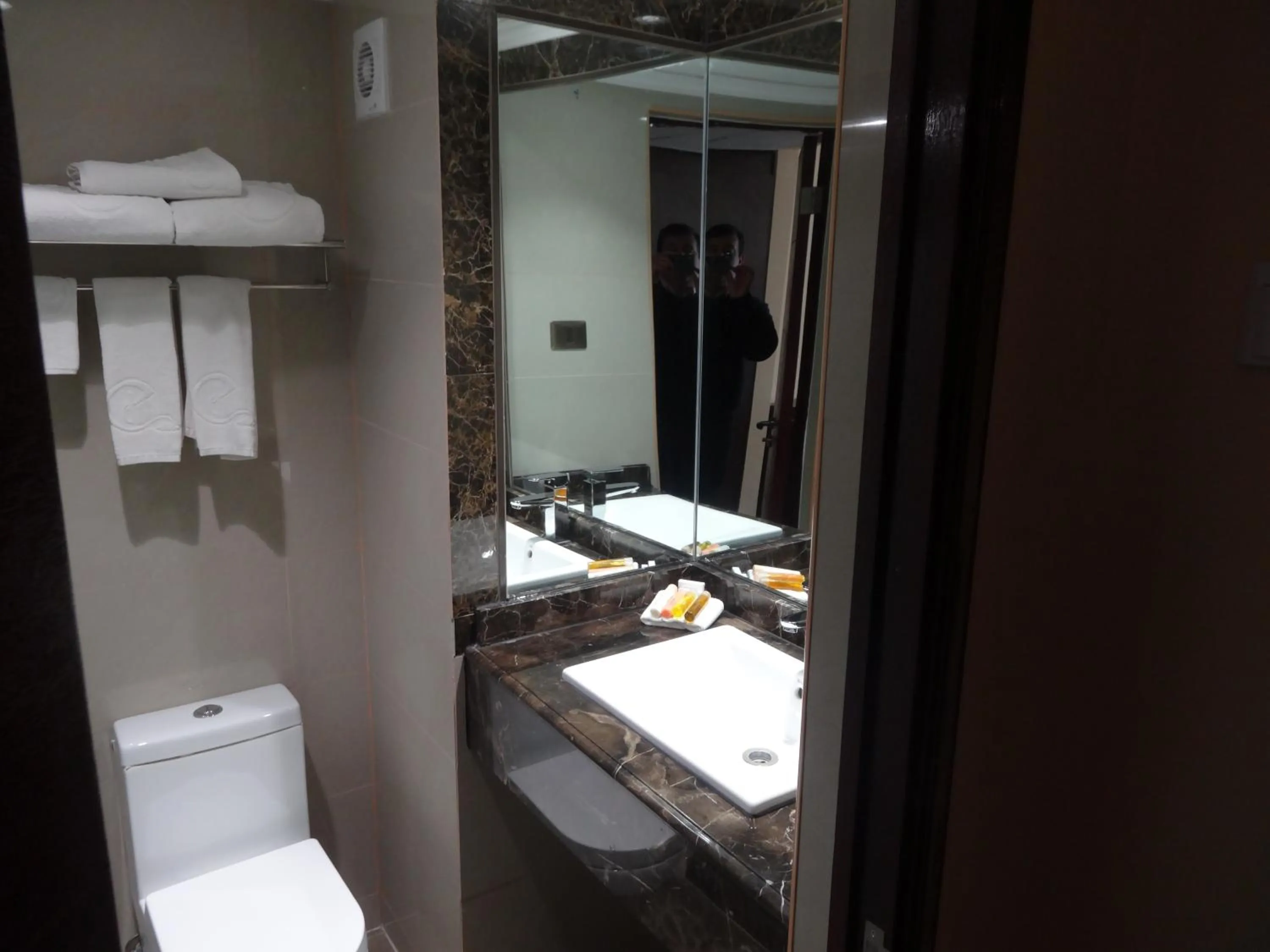 Bathroom in Hotel Costa Pacifico - Express