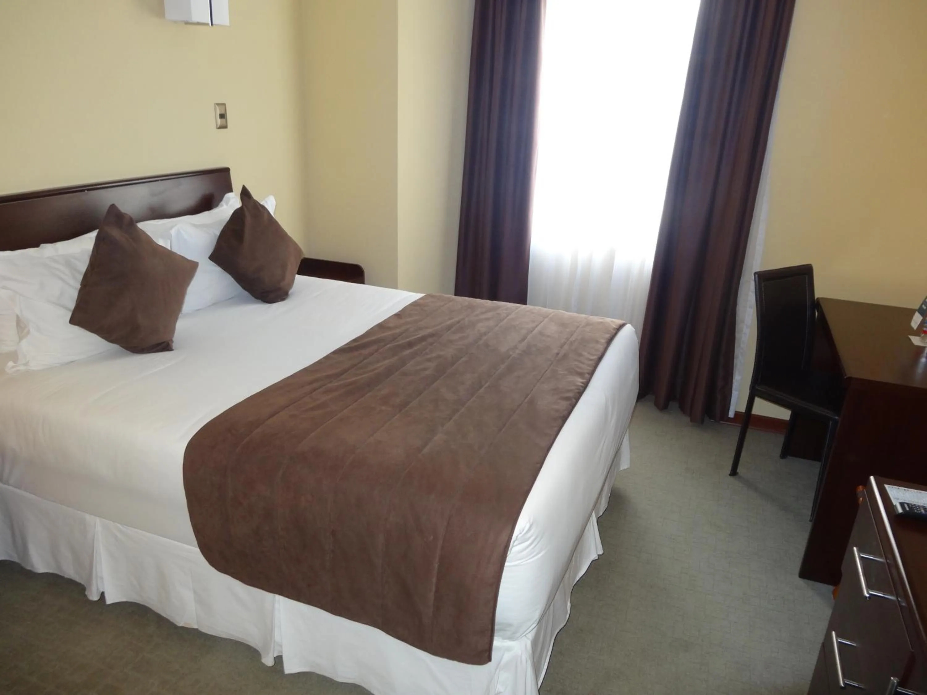 Bedroom, Bed in Hotel Costa Pacifico - Express