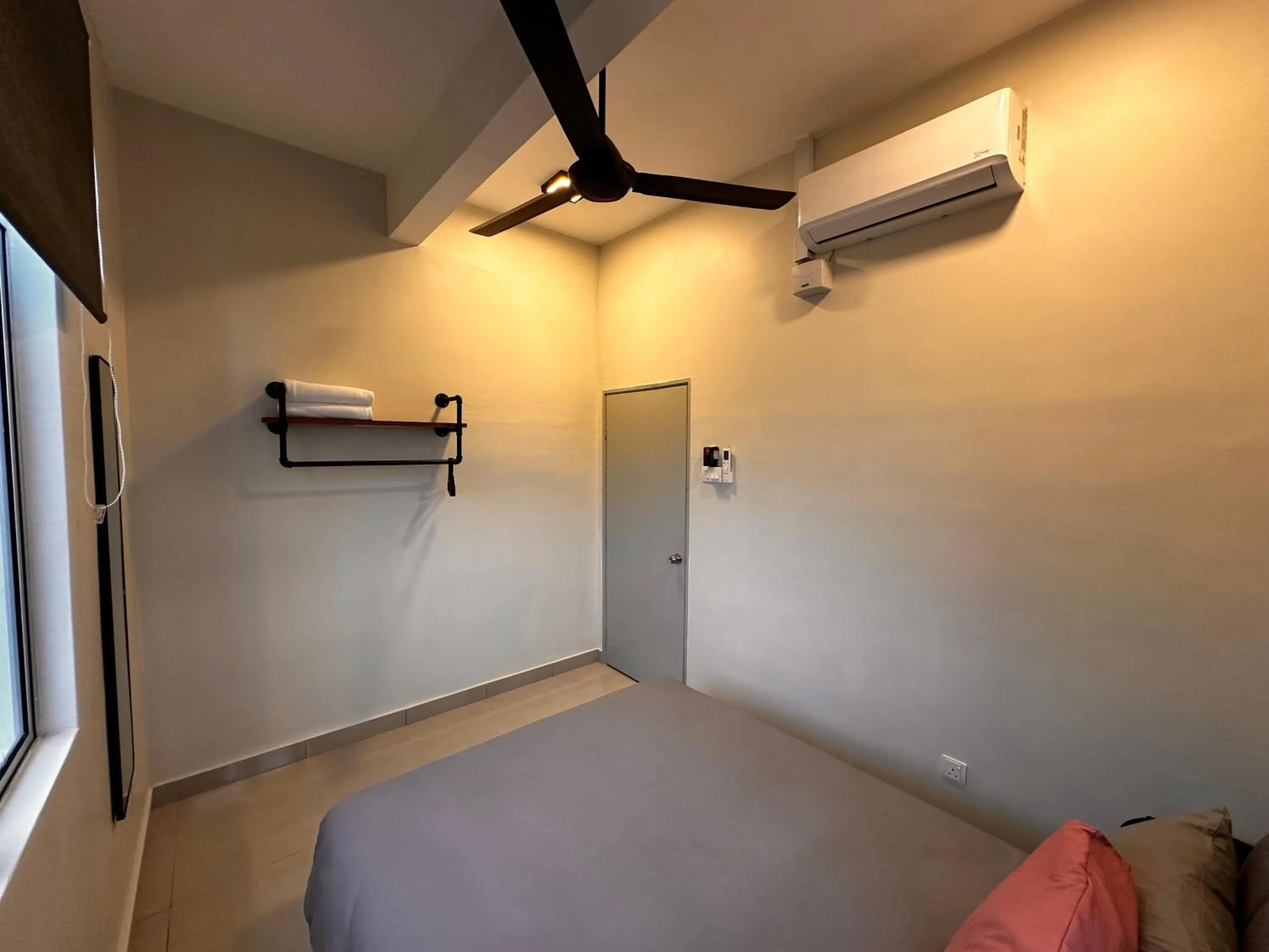 Bedroom, Bed in Homestay D'Casa, Apartment In Sepang, KLIA