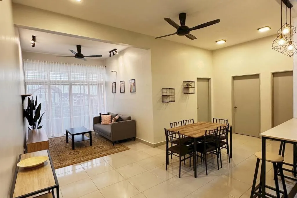 Living room in Homestay D'Casa, Apartment In Sepang, KLIA