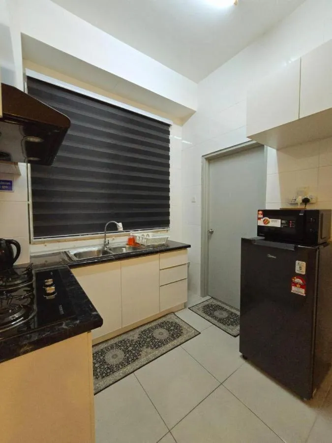 Kitchen or kitchenette in Homestay D'Casa, Apartment In Sepang, KLIA