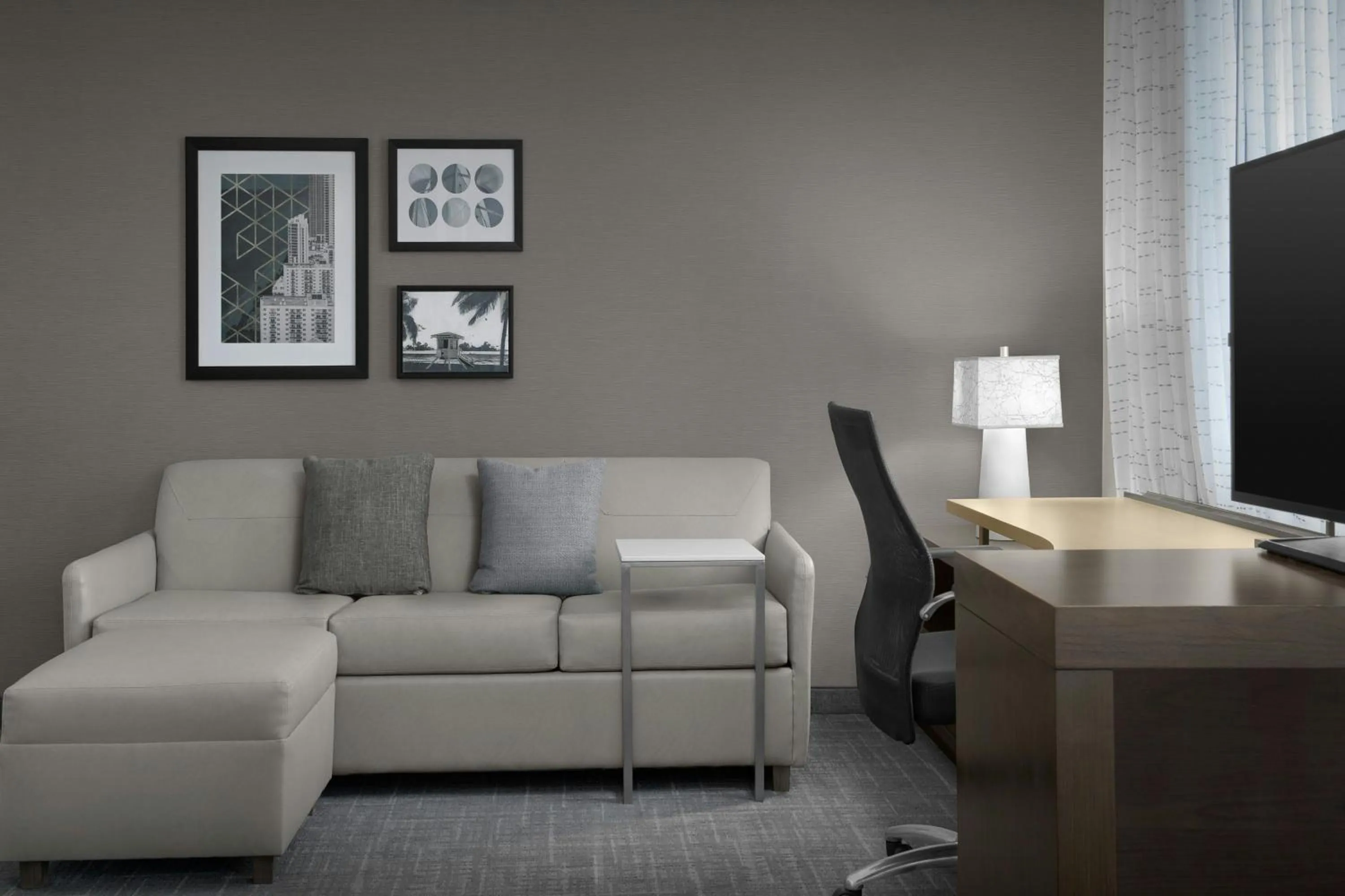 Bedroom in Residence Inn by Marriott Fort Lauderdale Airport & Cruise Port