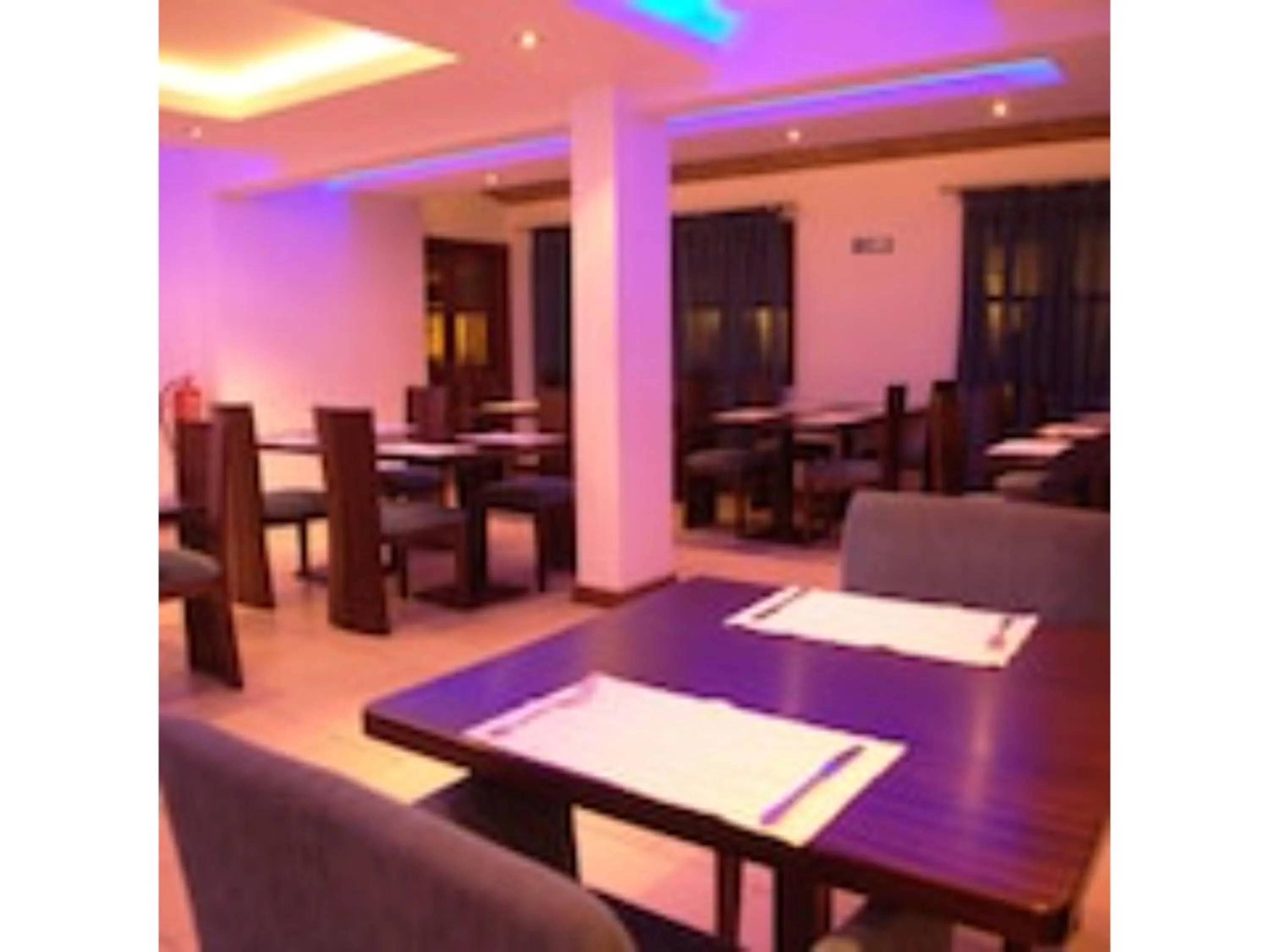 Restaurant/places to eat in O'sinkirri