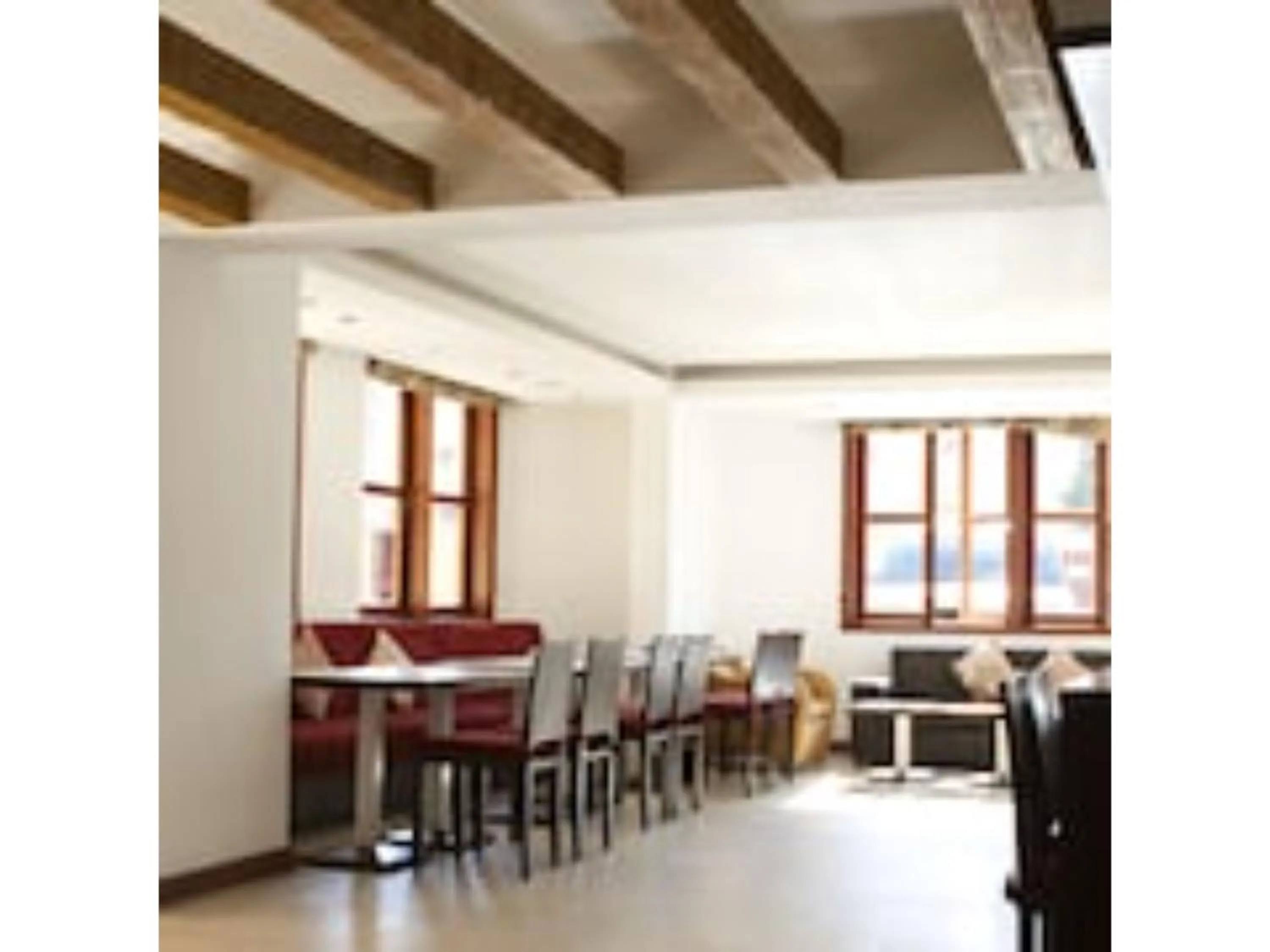 Restaurant/places to eat in O'sinkirri