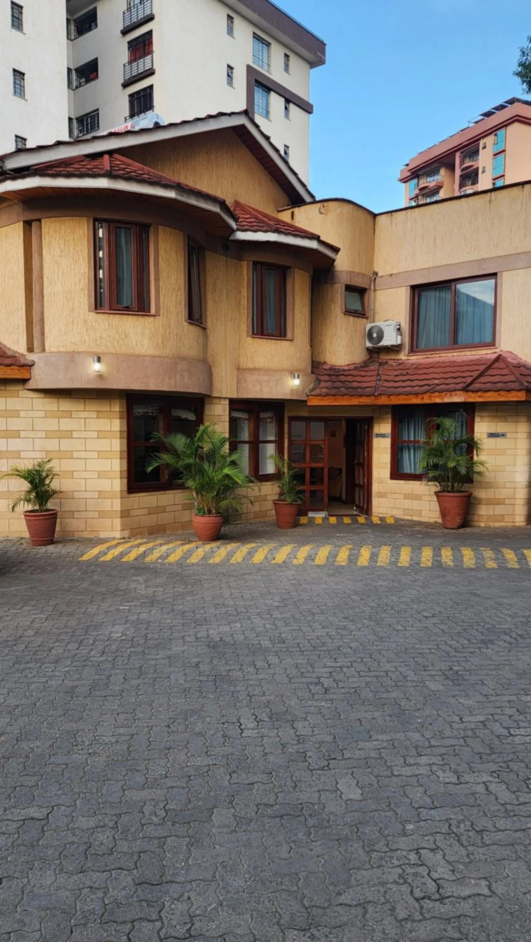 Property building in O'sinkirri