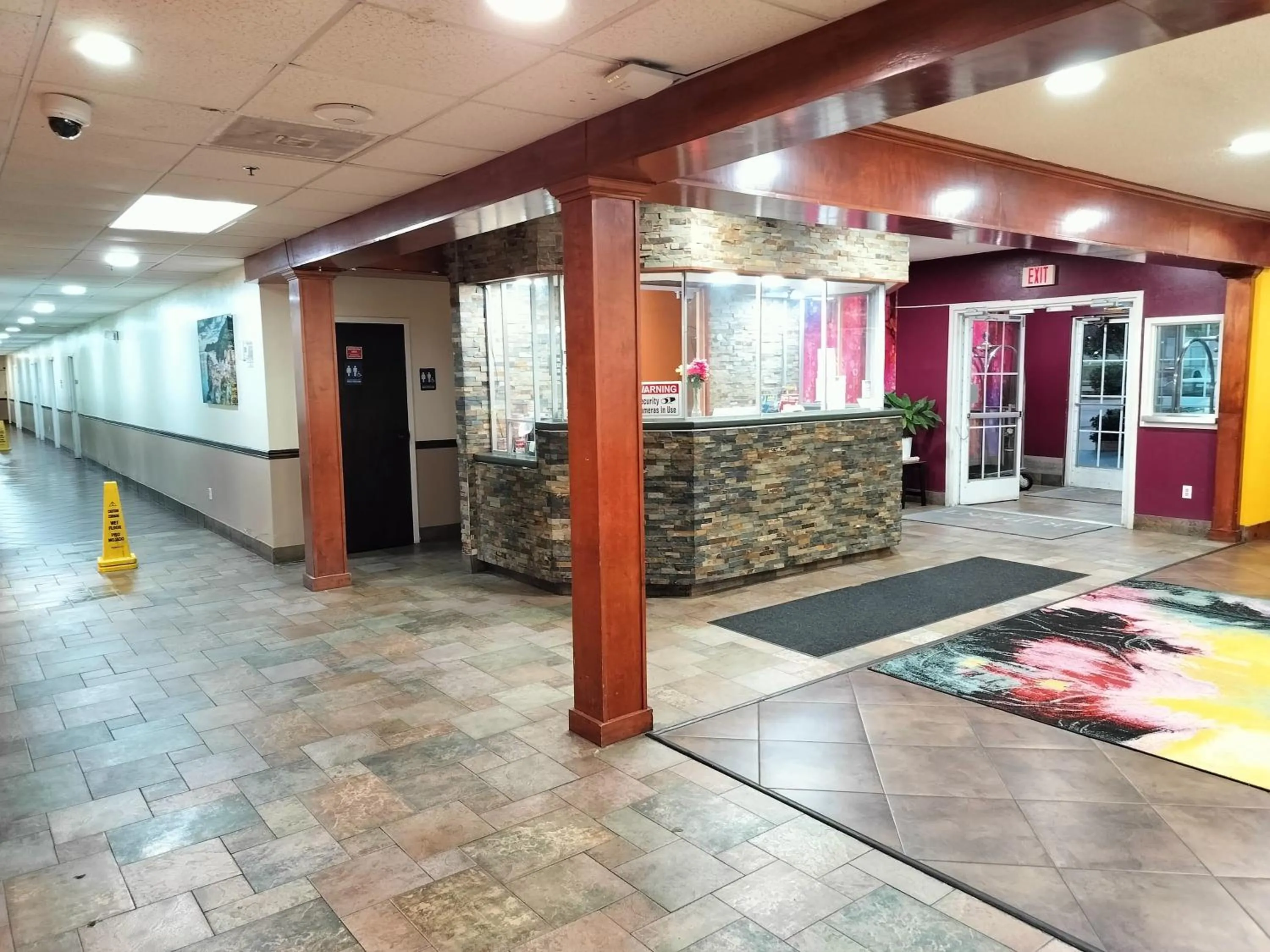 Lobby or reception in Trident Inn & Suites, Baton Rouge
