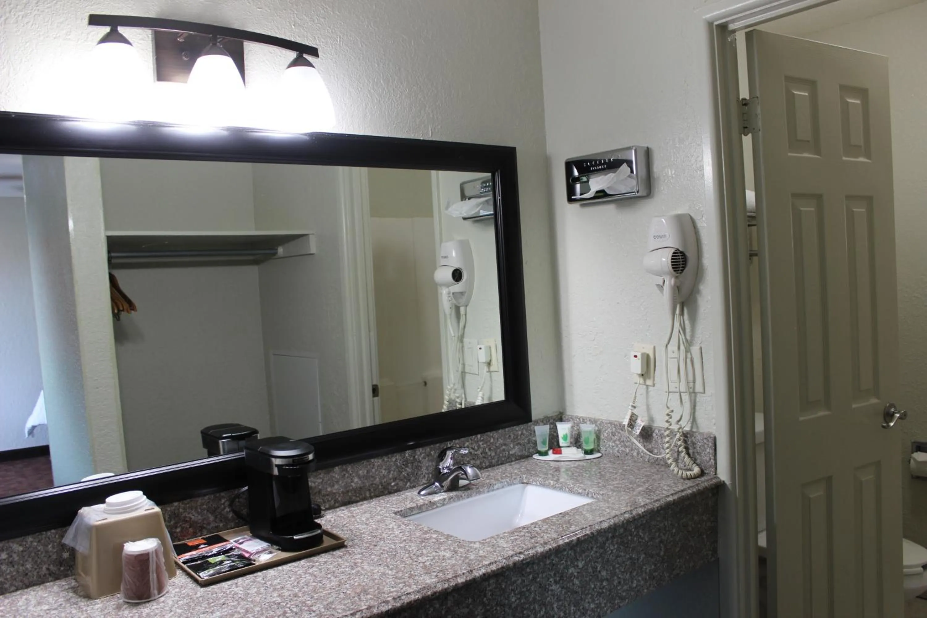 Bathroom in Copa Motel