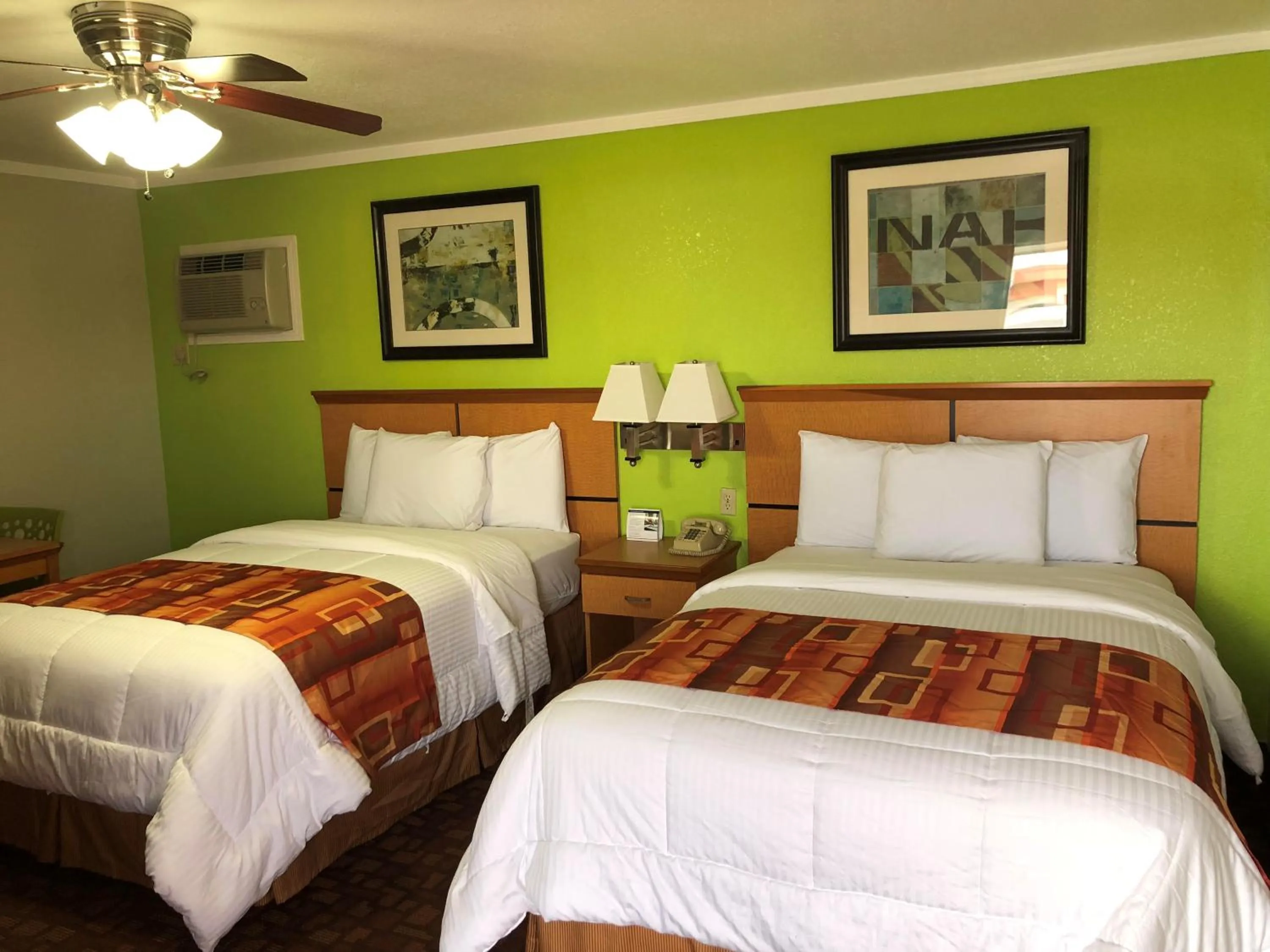 Bedroom, Bed in Copa Motel