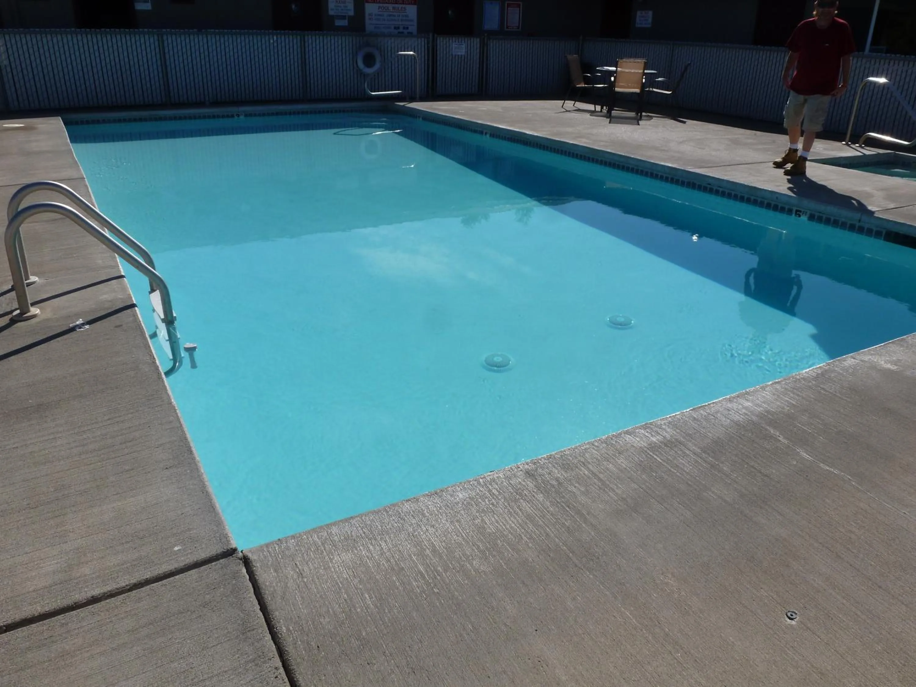 Swimming pool in The Vintages Trailer Resort