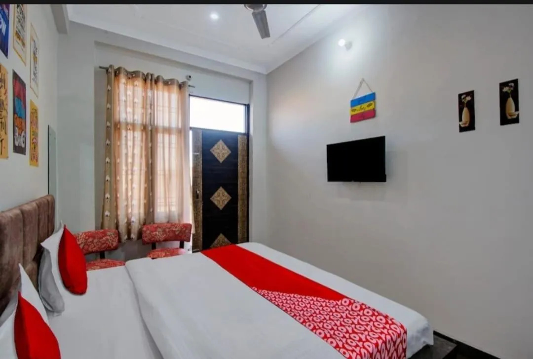 Bed in HOTEL SHREE KANHA