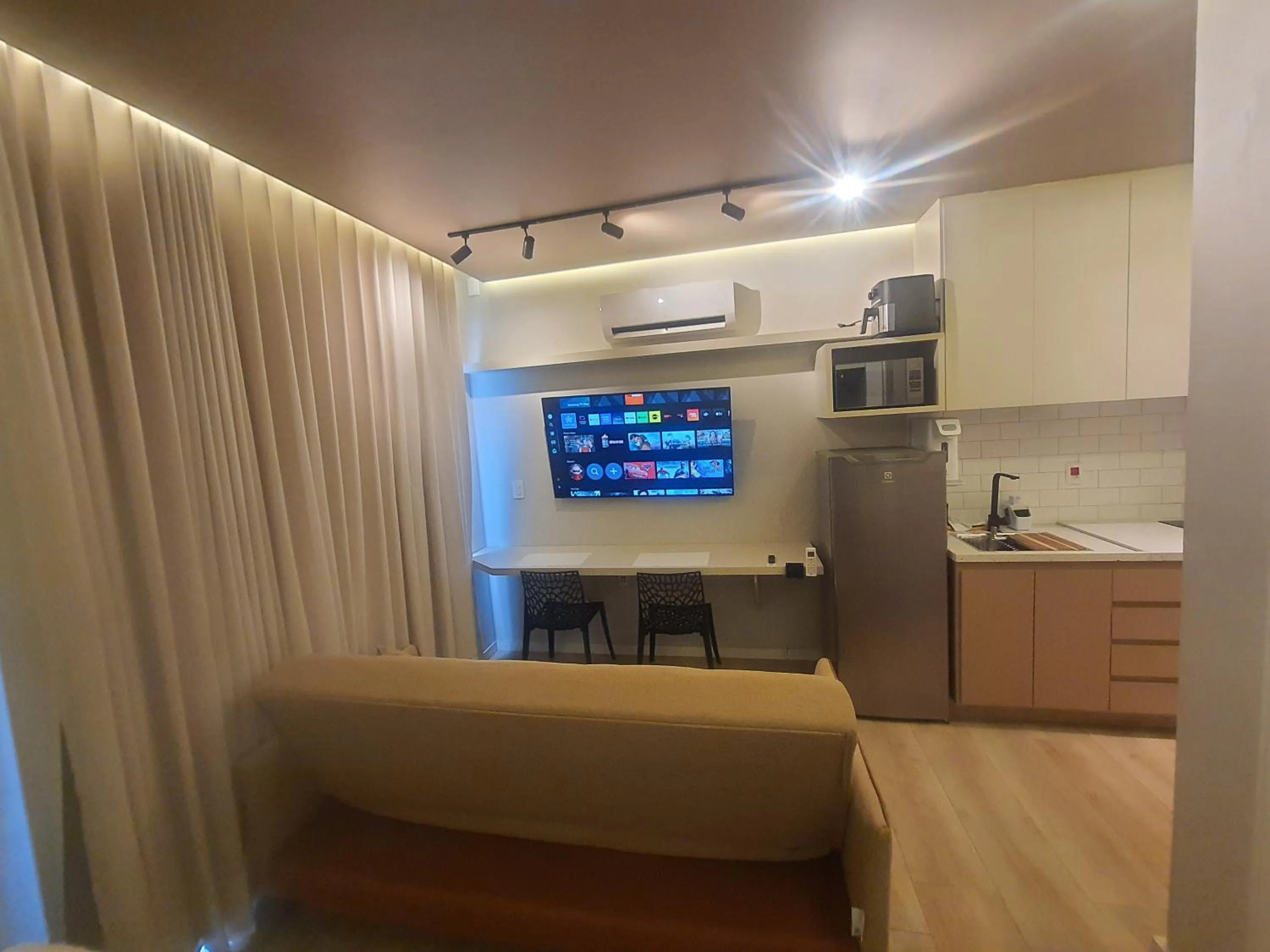 Apart-hotel Theotókos Flats