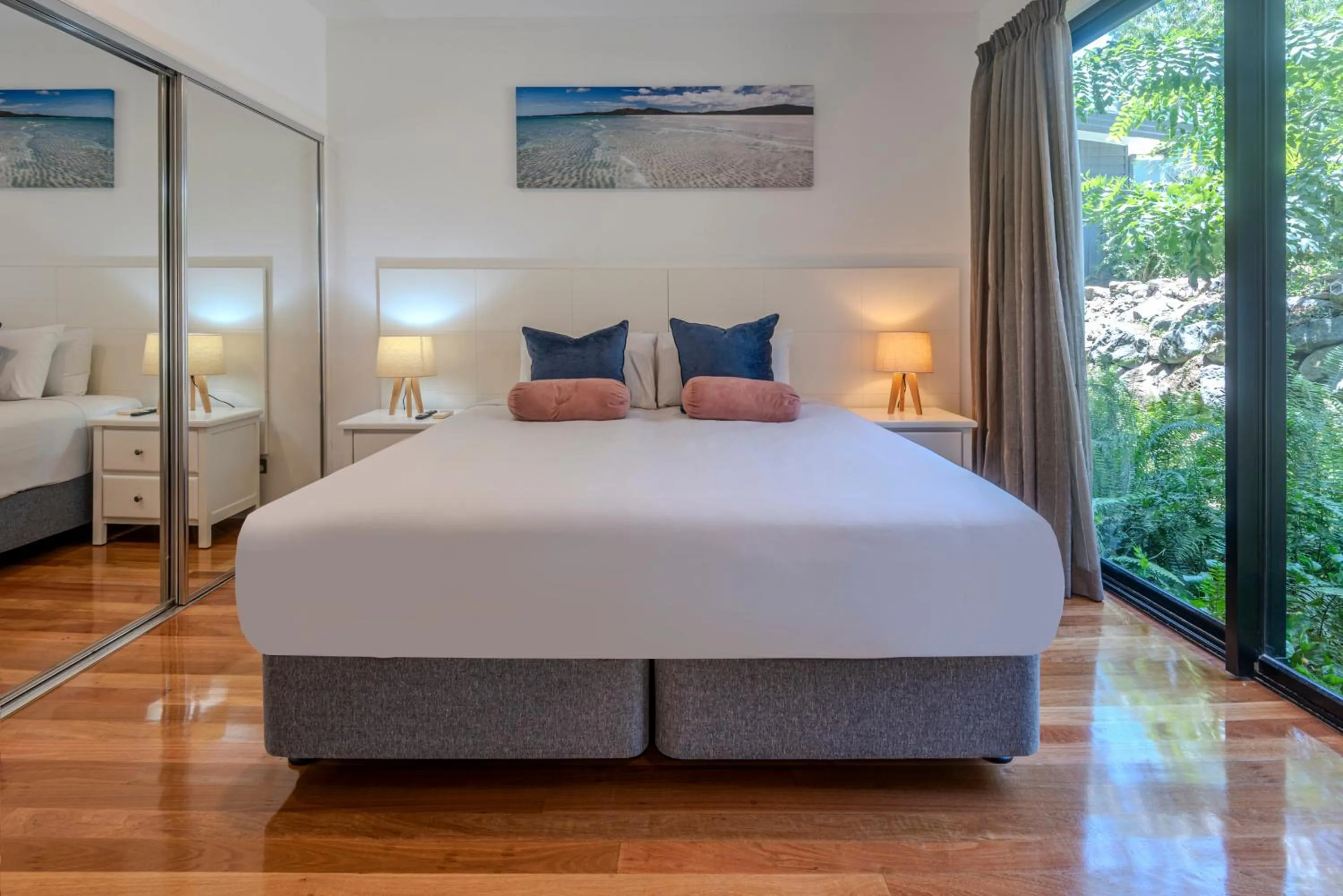 Bedroom, Bed in Pinnacle Apartments on Hamilton Island by HIHA