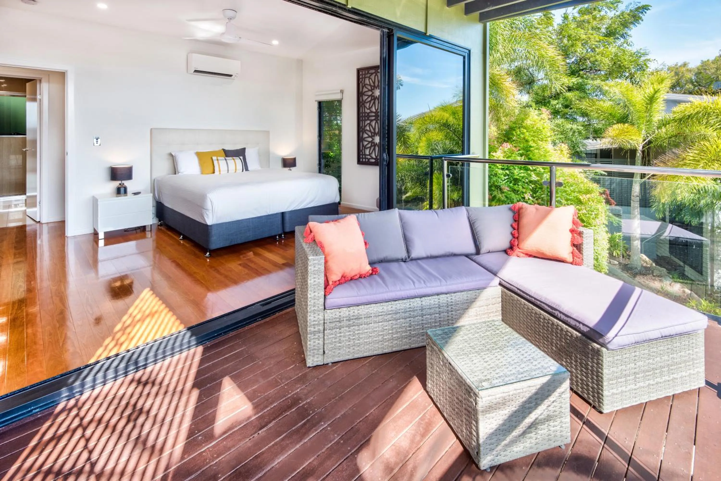 Balcony/Terrace, Bed in Pinnacle Apartments on Hamilton Island by HIHA