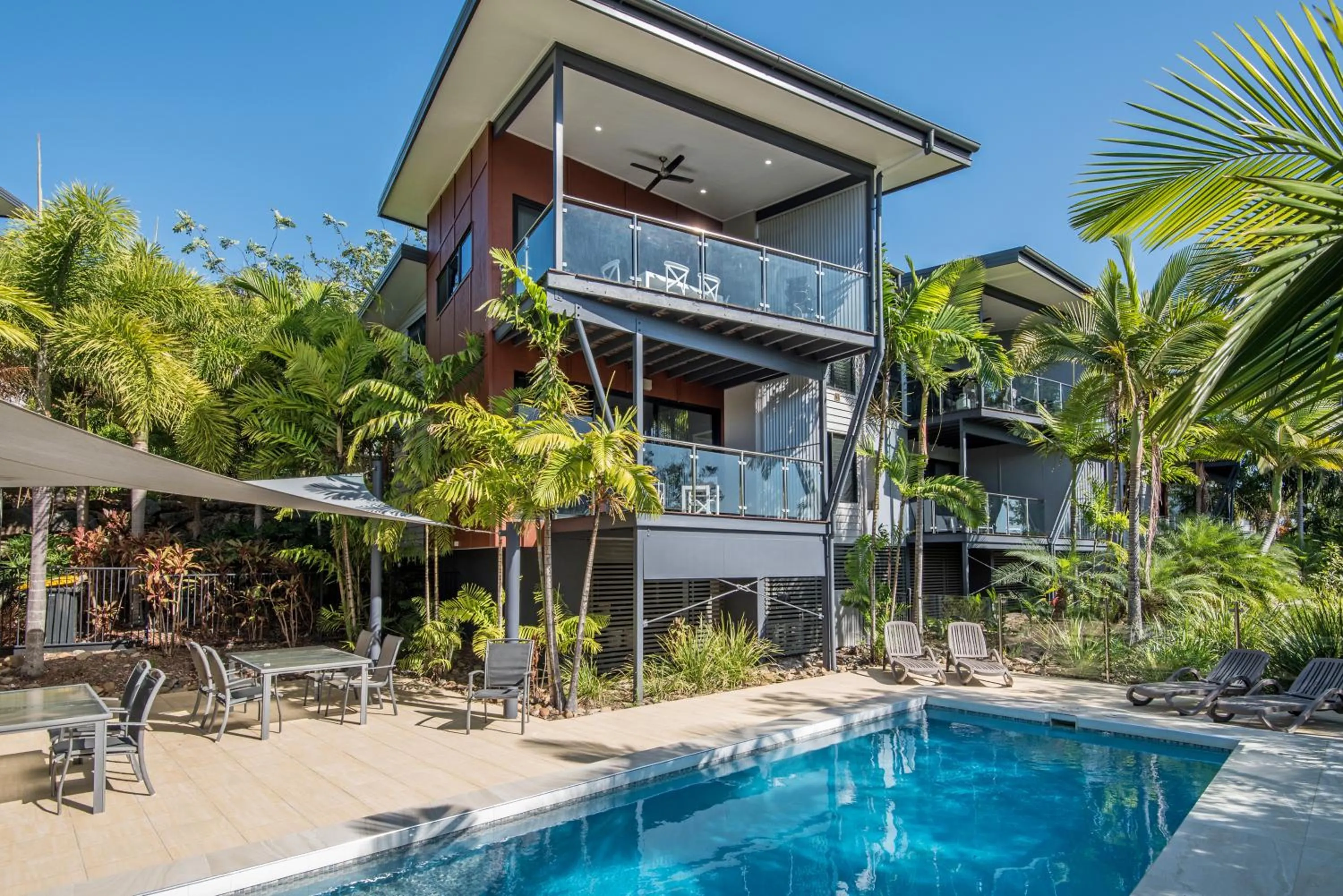 Property building in Pinnacle Apartments on Hamilton Island by HIHA