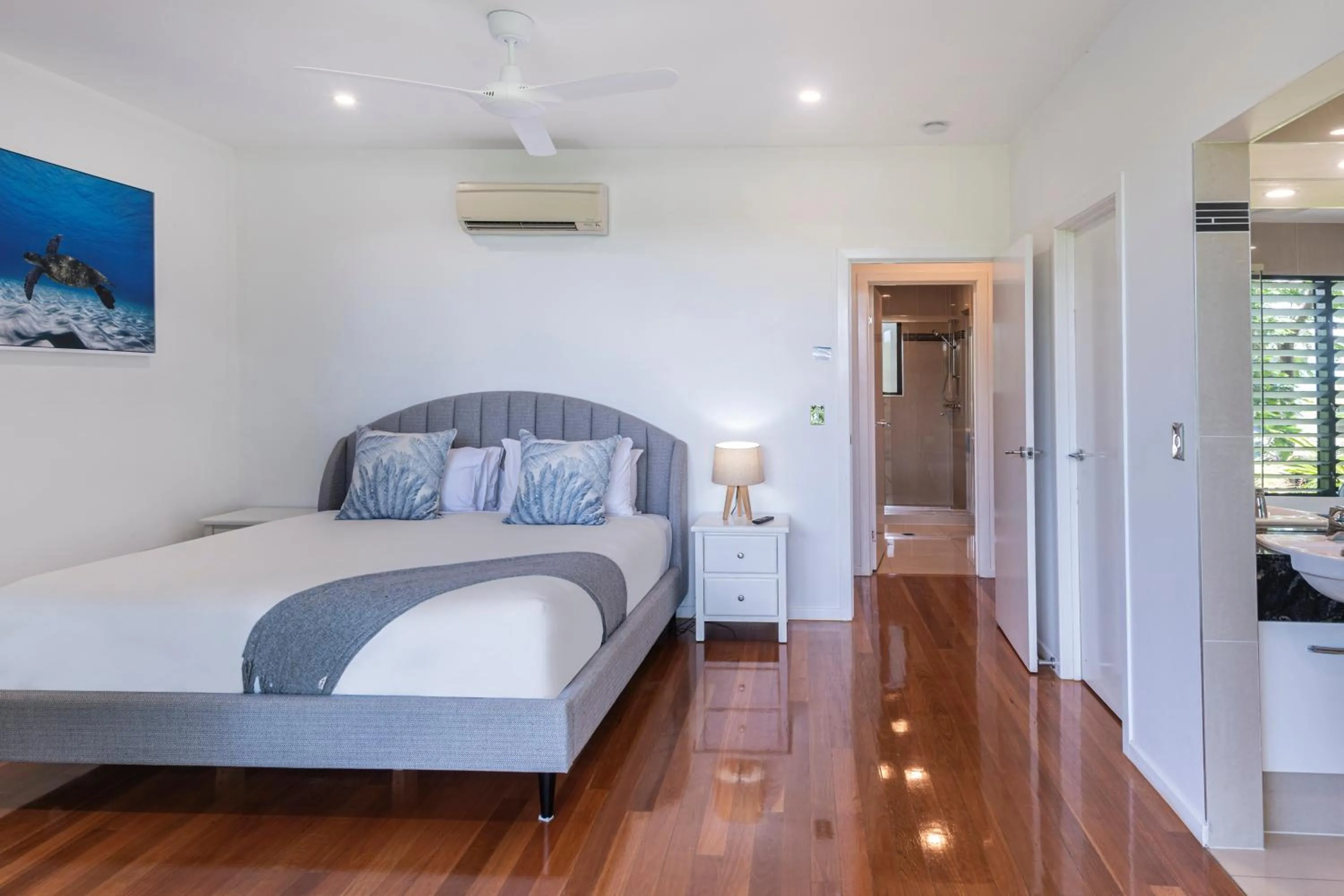 Bedroom, Bed in Pinnacle Apartments on Hamilton Island by HIHA