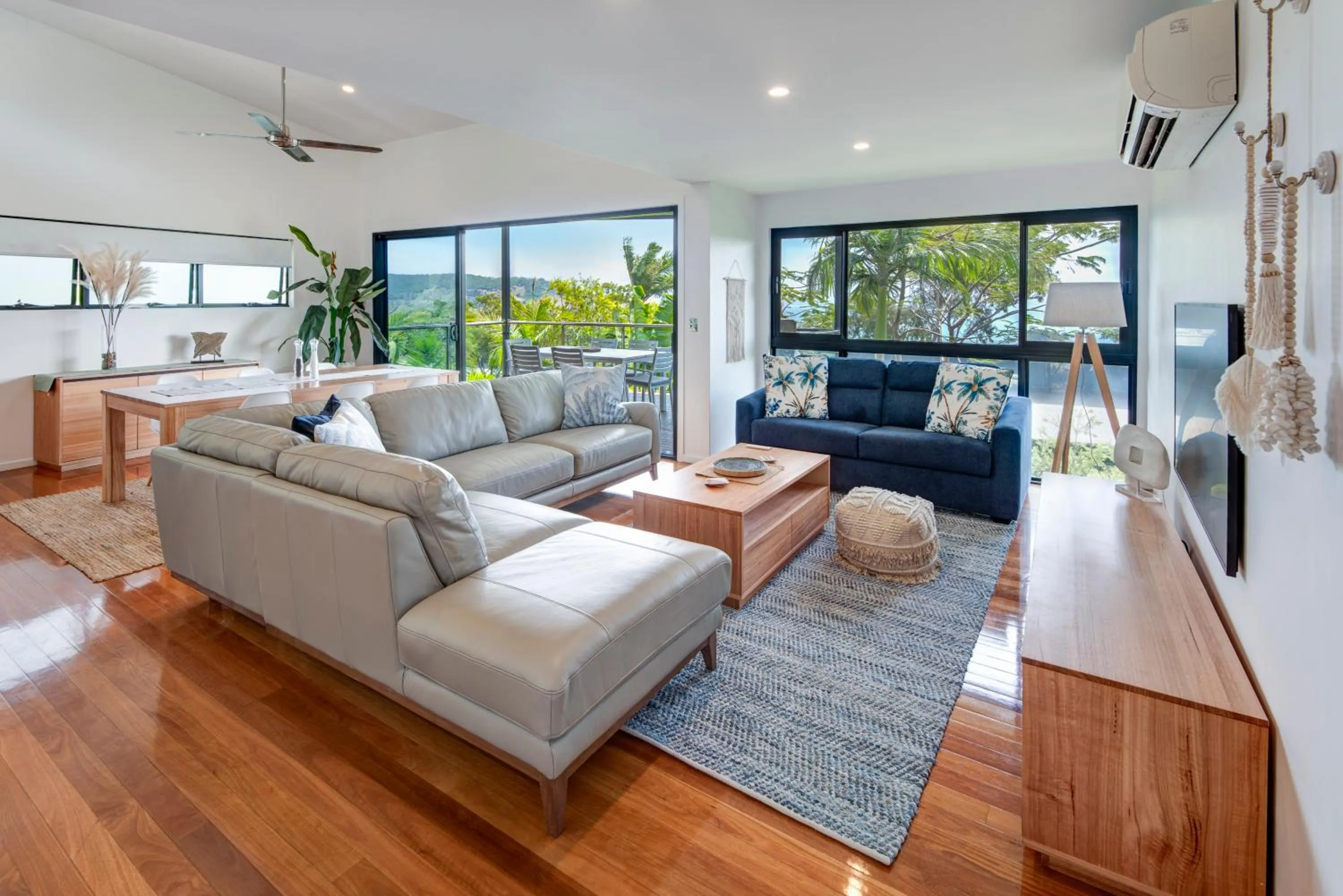 Living room in Pinnacle Apartments on Hamilton Island by HIHA