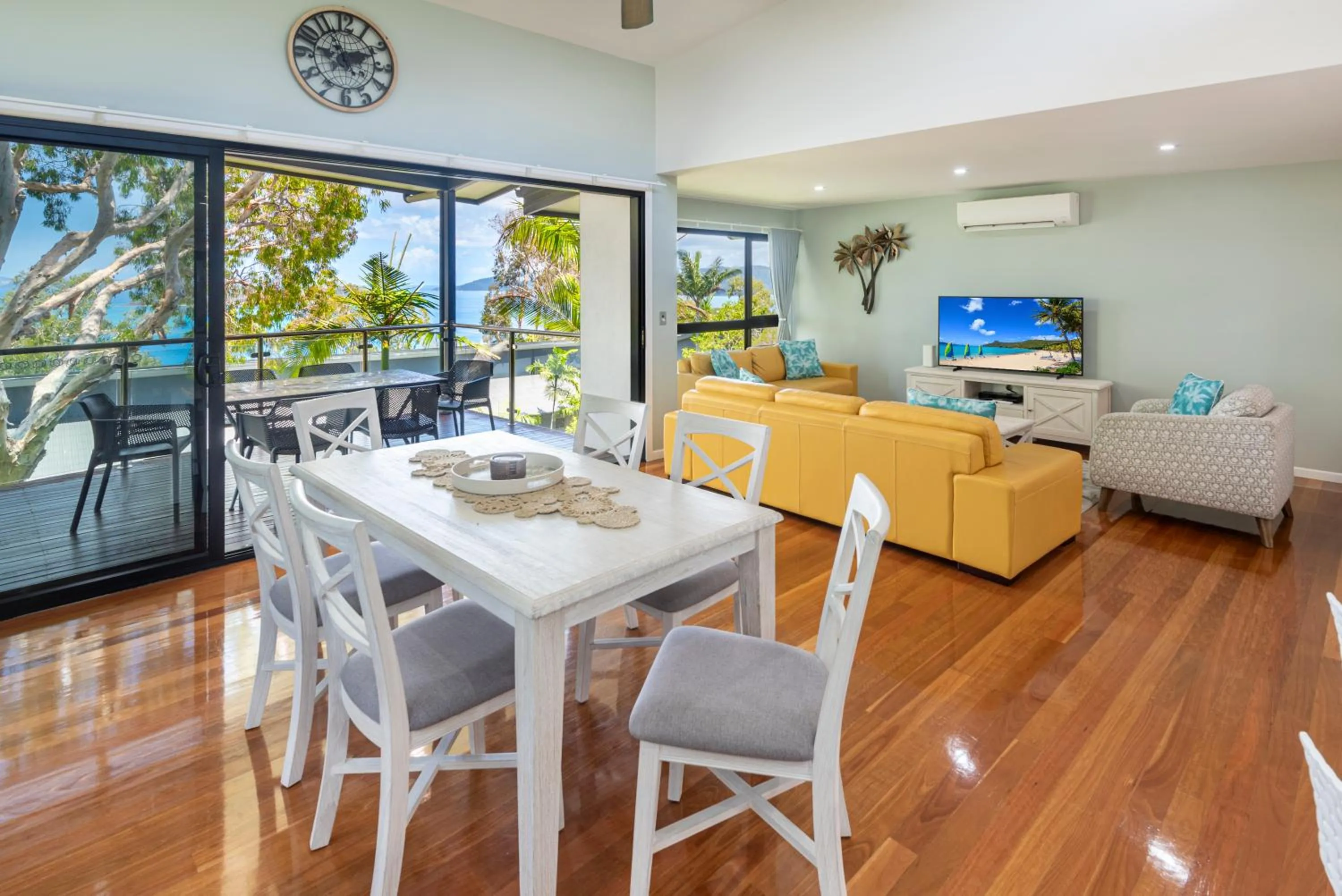 Dining area in Pinnacle Apartments on Hamilton Island by HIHA