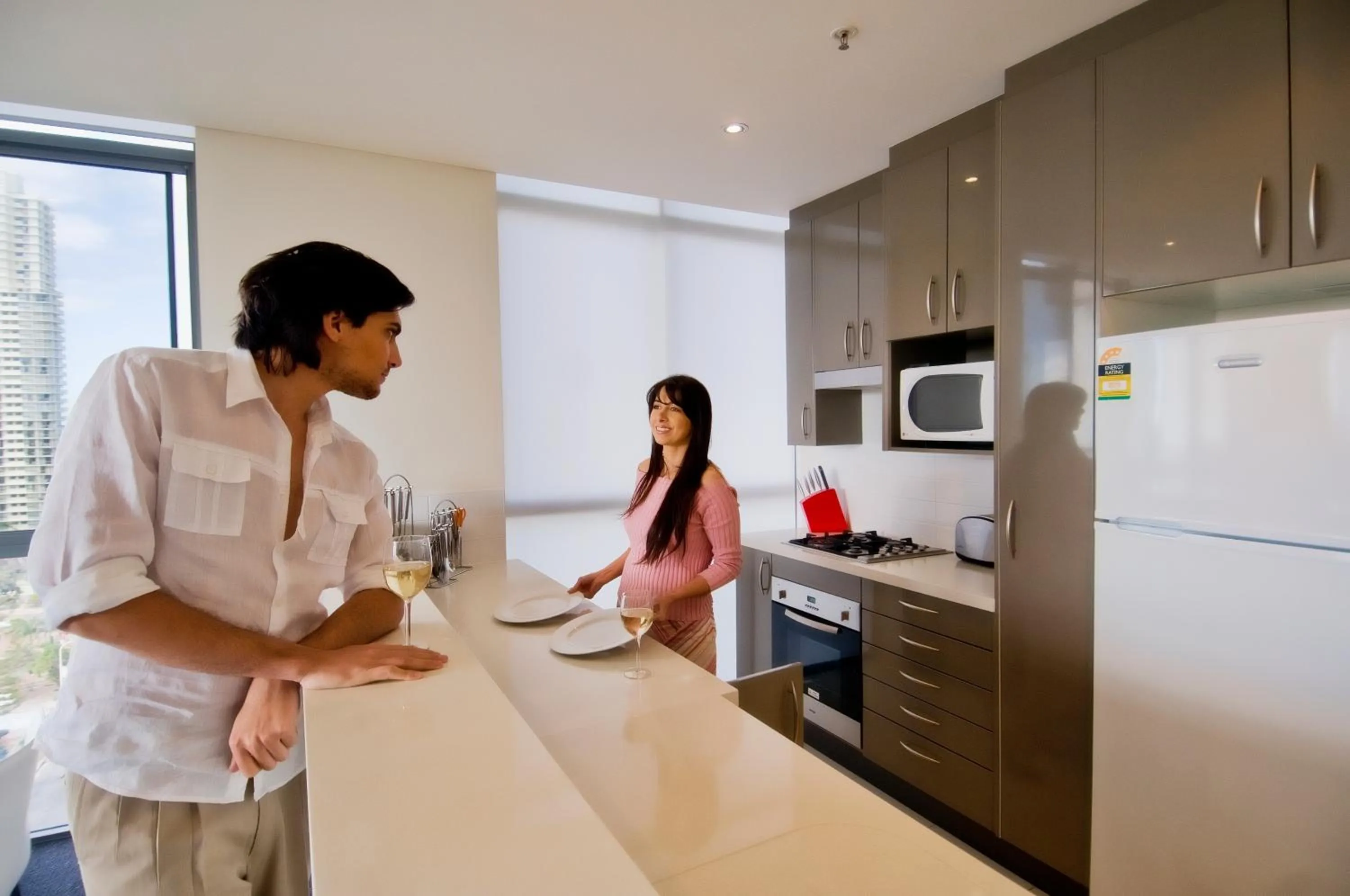 Kitchen or kitchenette in Solaire Apartments