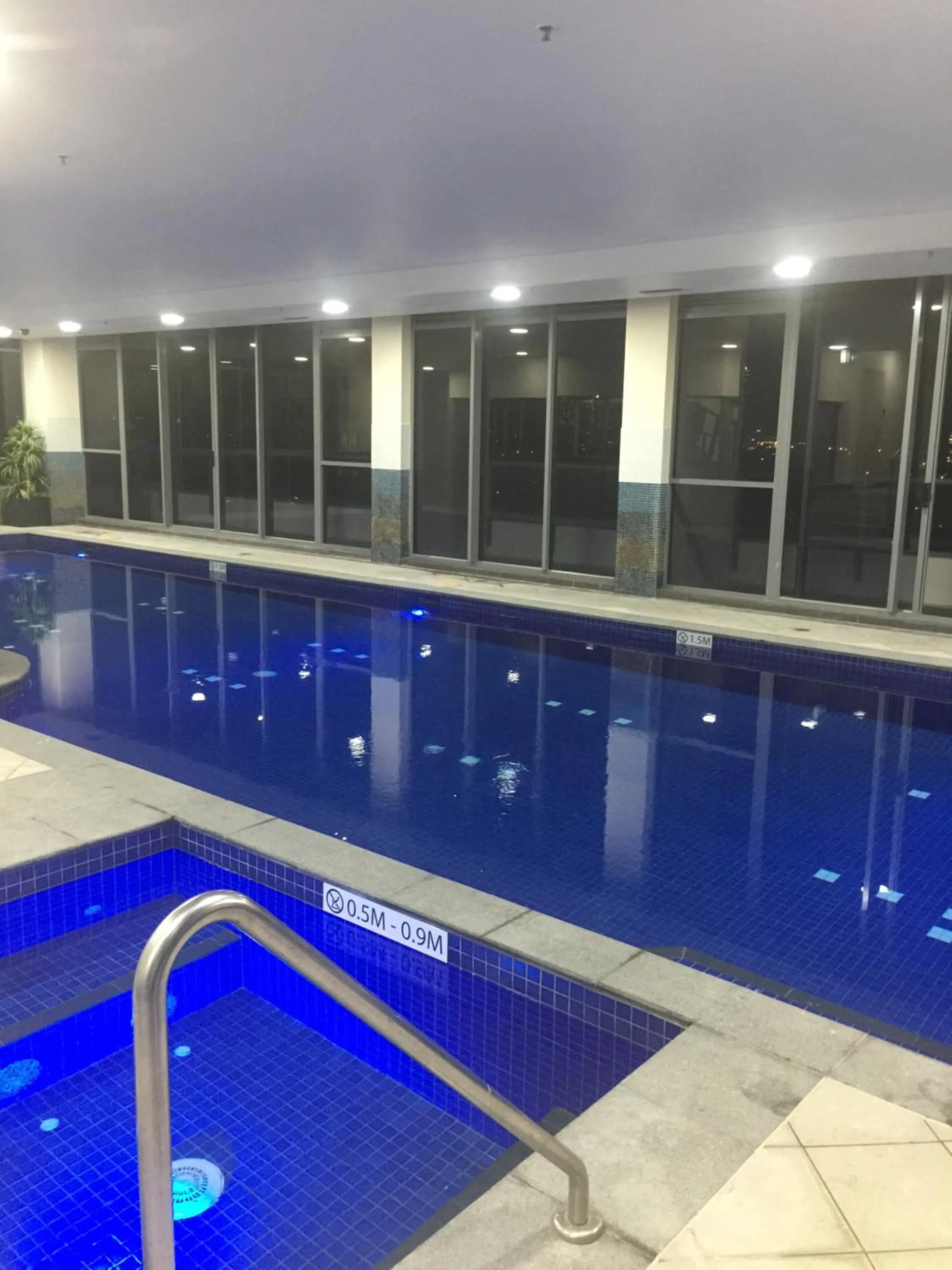 Fitness centre/facilities in Solaire Apartments