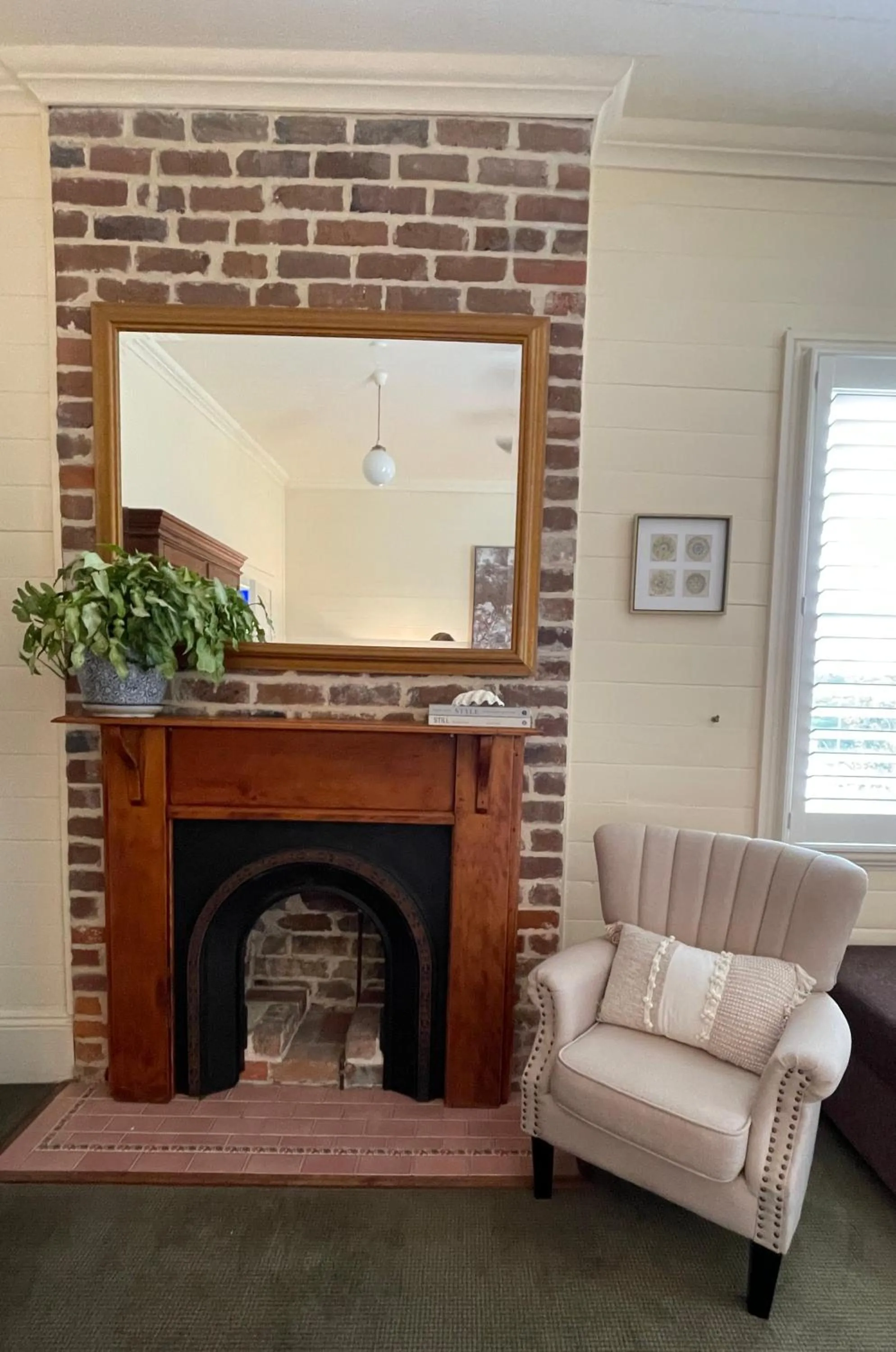 Bedroom in Riversleigh House