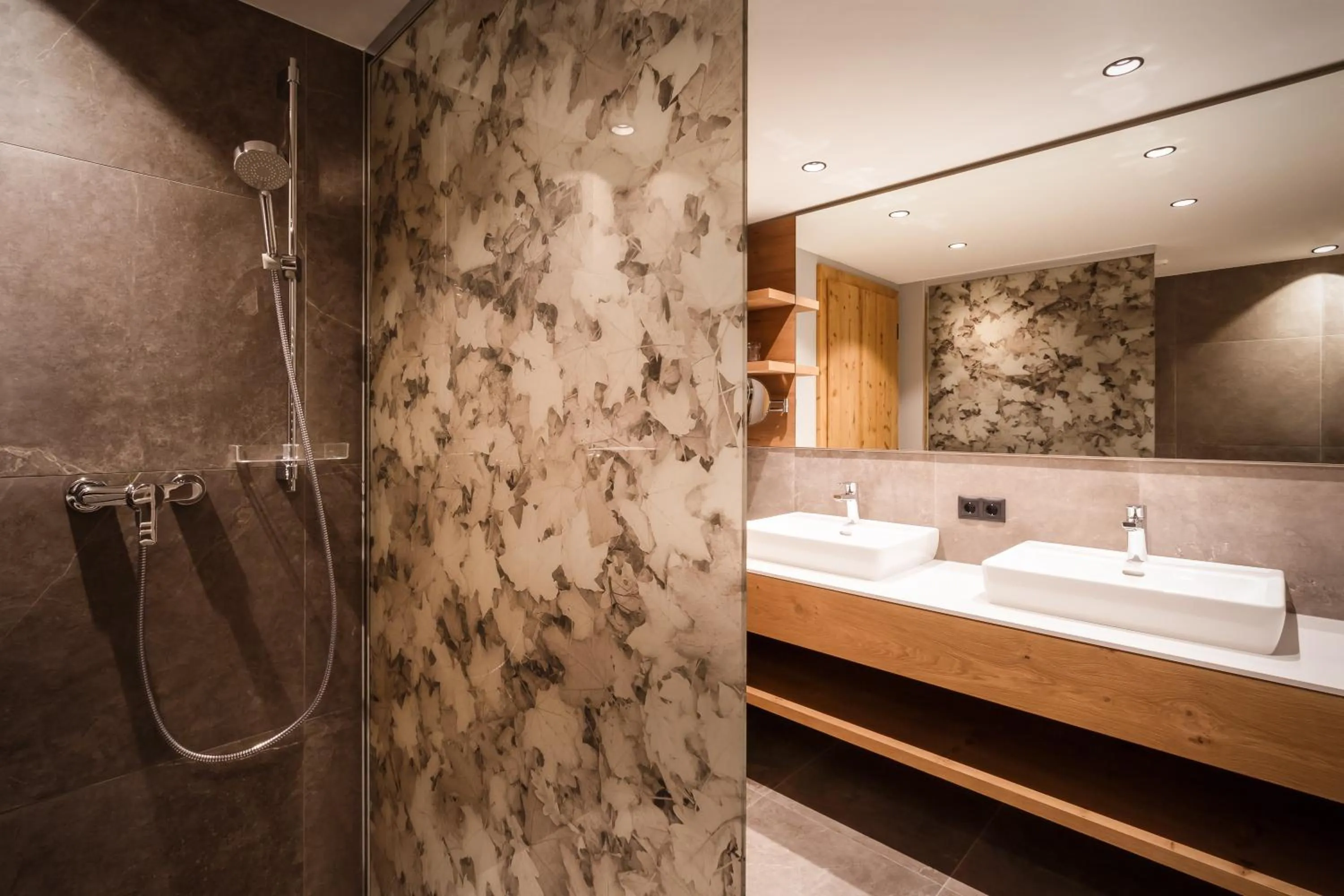 Bathroom in Das Naturhotel die Eng