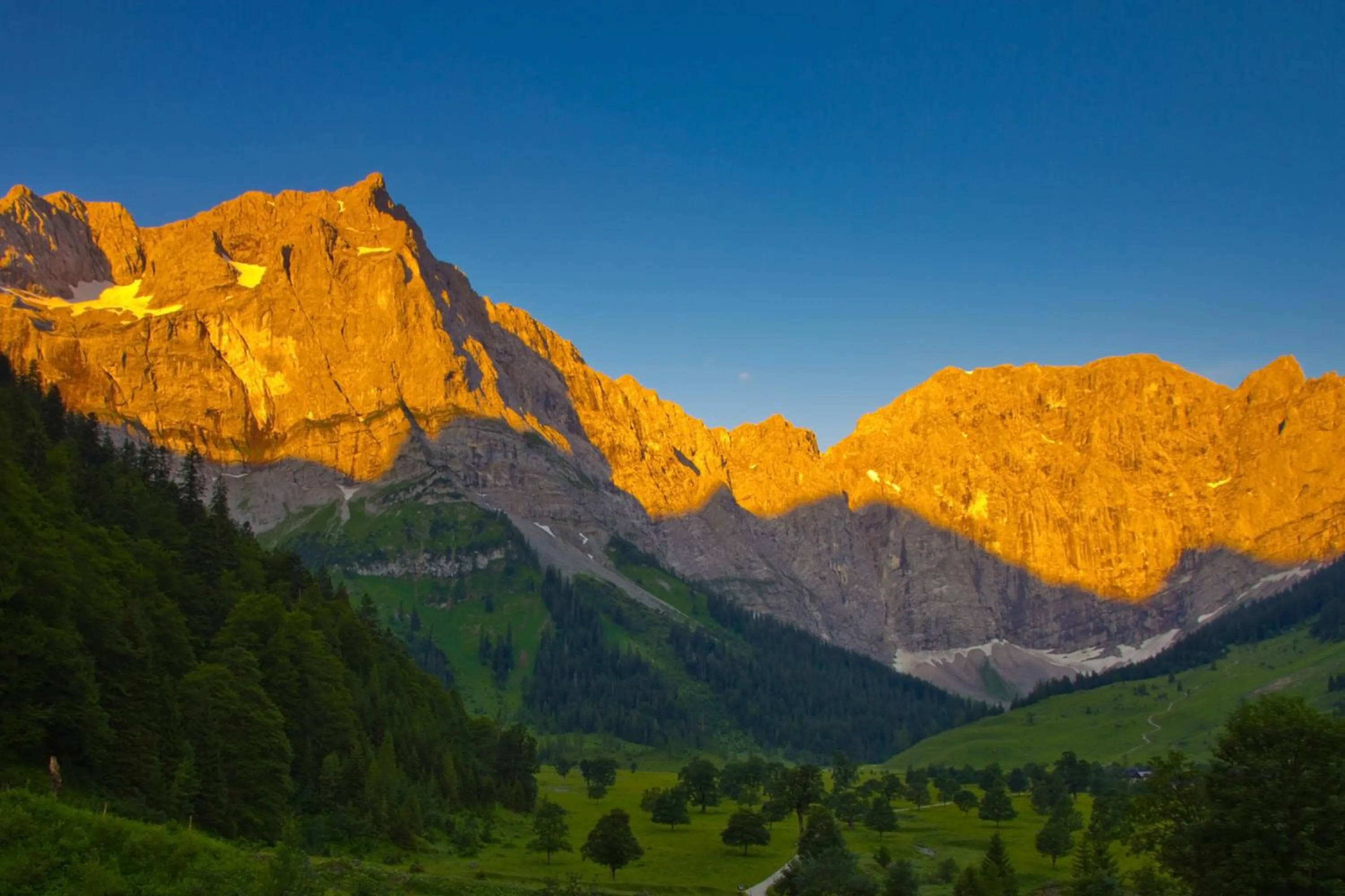 View (from property/room) in Das Naturhotel die Eng