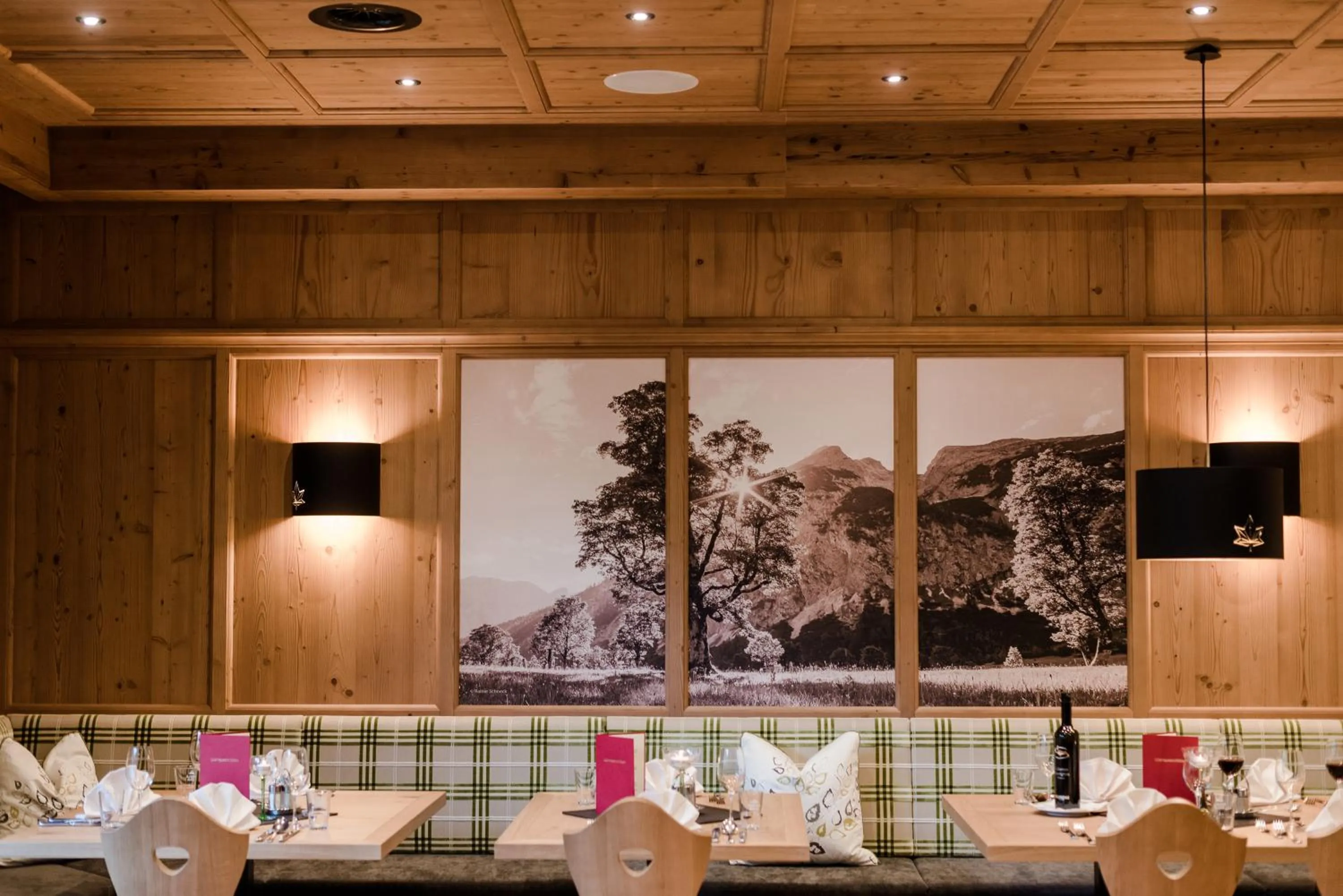 Restaurant/places to eat in Das Naturhotel die Eng