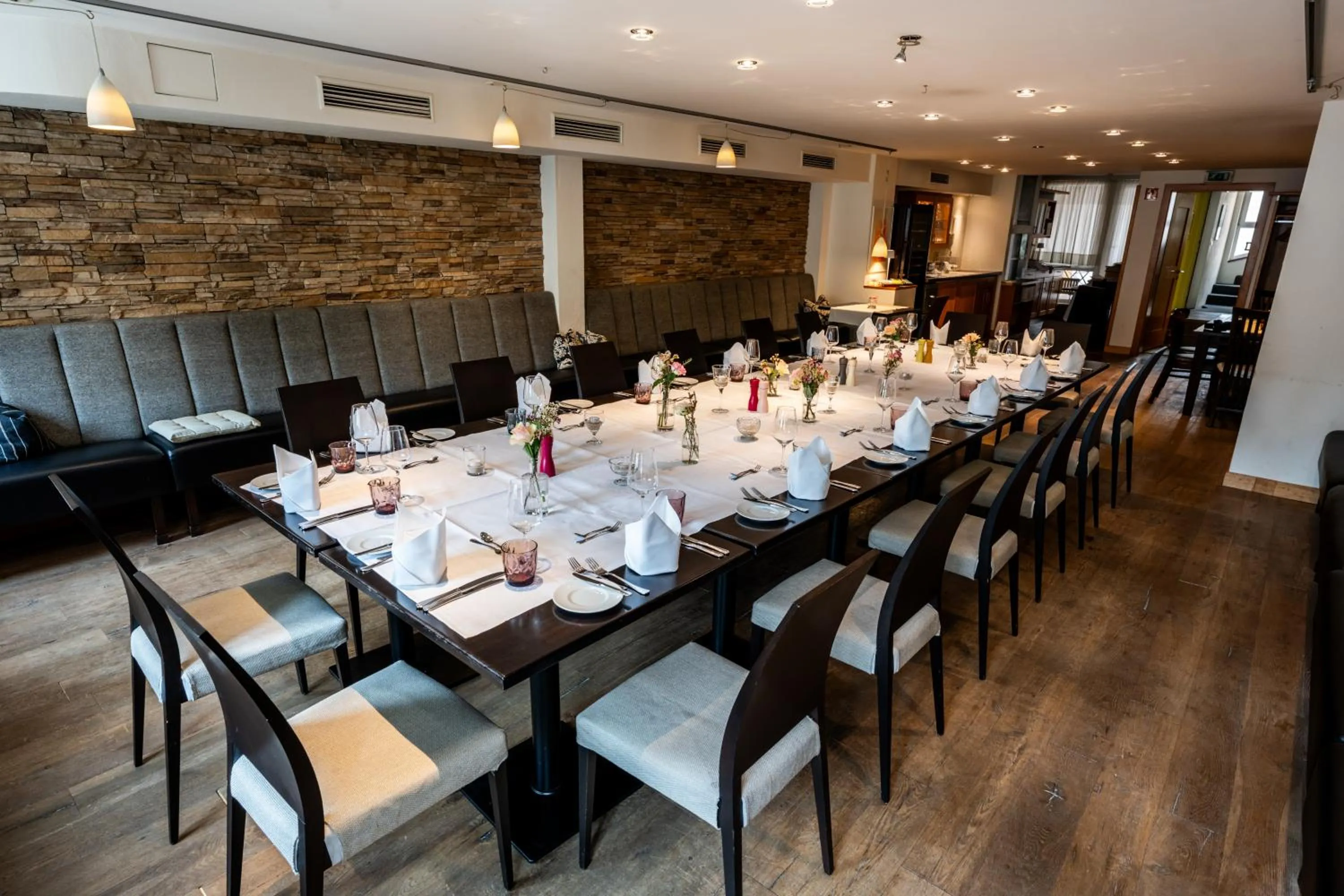 Restaurant/places to eat in Restaurant Hotel Zum Storchen