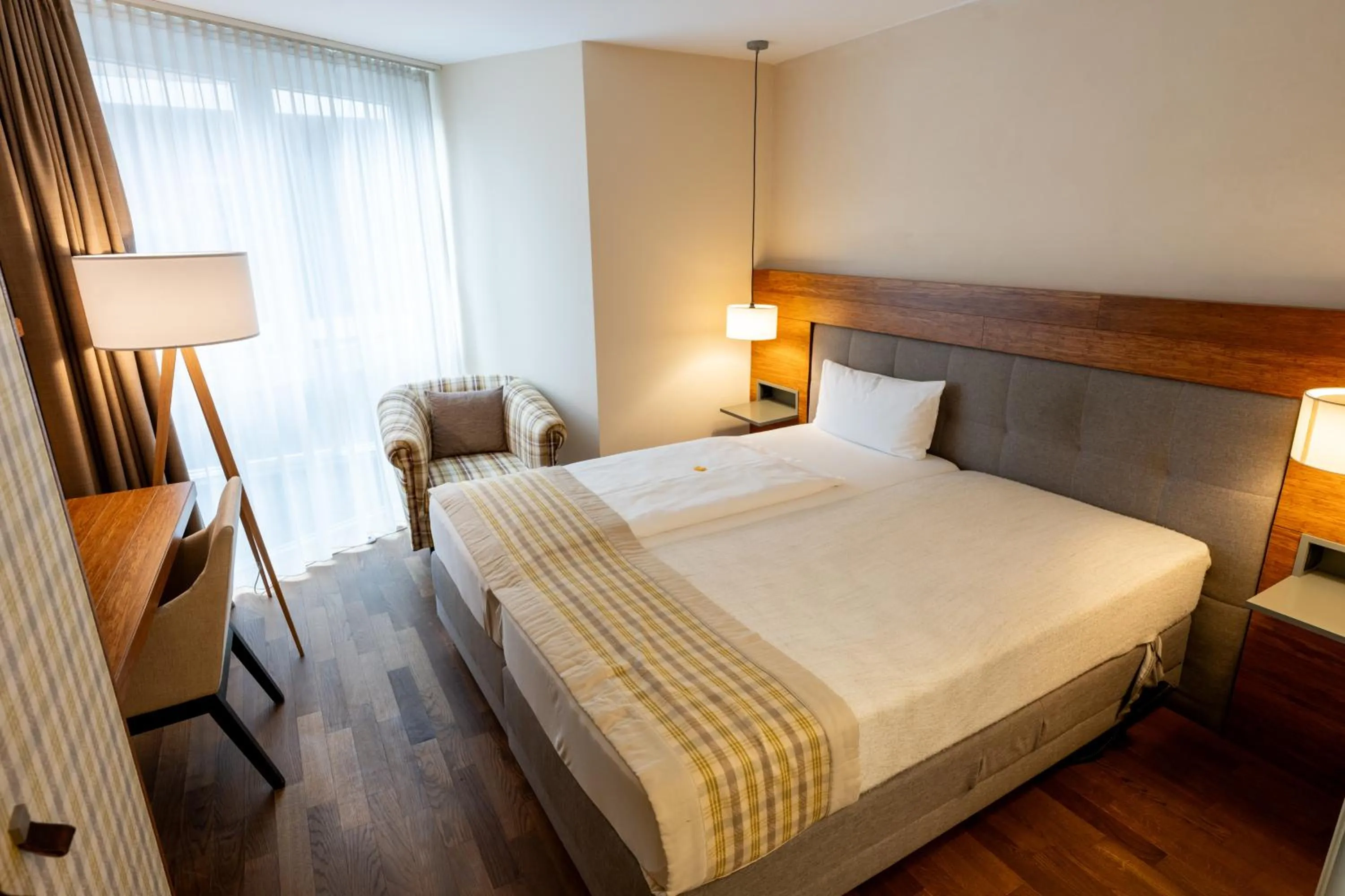 Photo of the whole room, Bed in Restaurant Hotel Zum Storchen