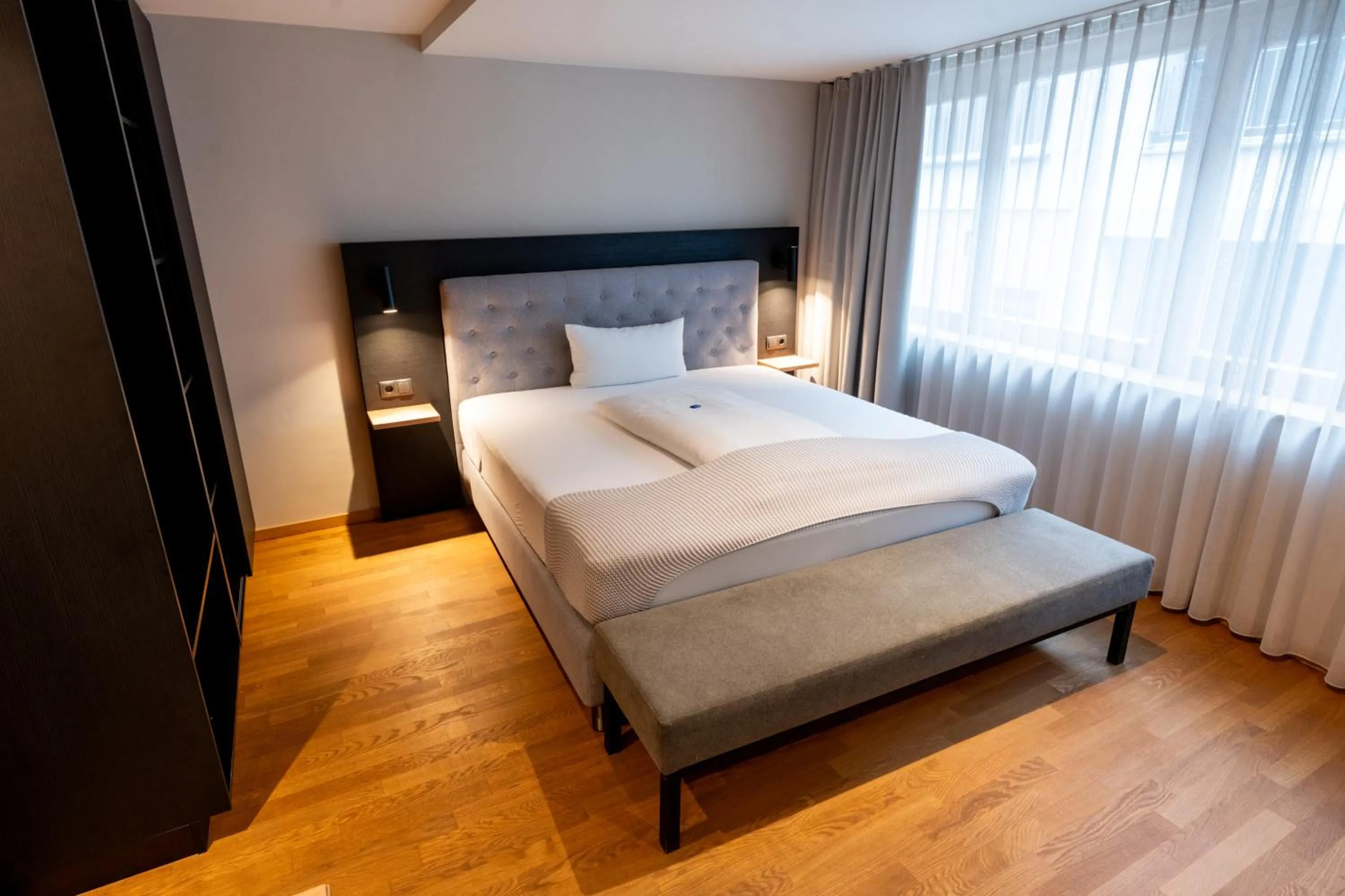 Photo of the whole room, Bed in Restaurant Hotel Zum Storchen