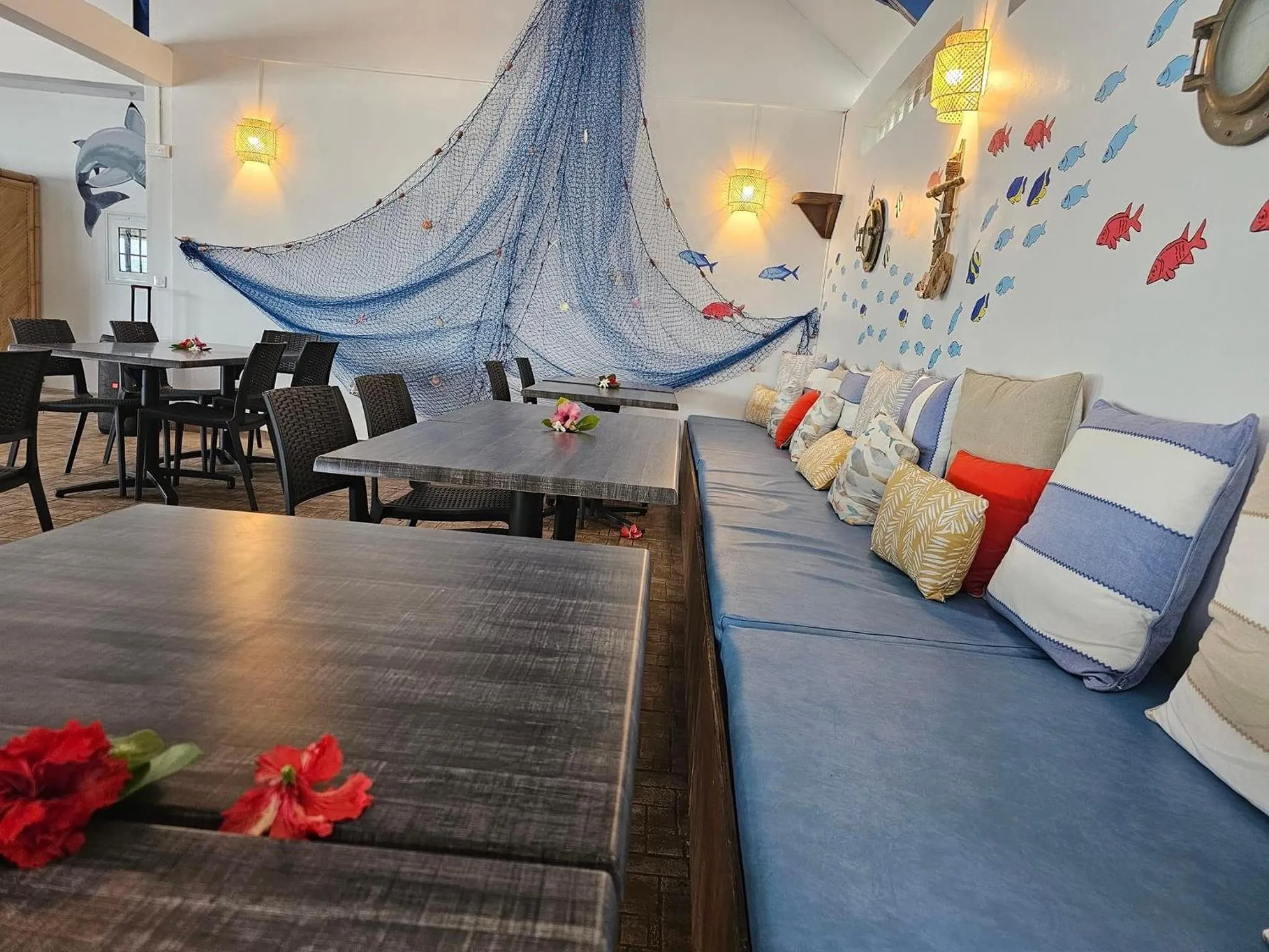 Restaurant/places to eat in Pension Hibiscus Taha'a