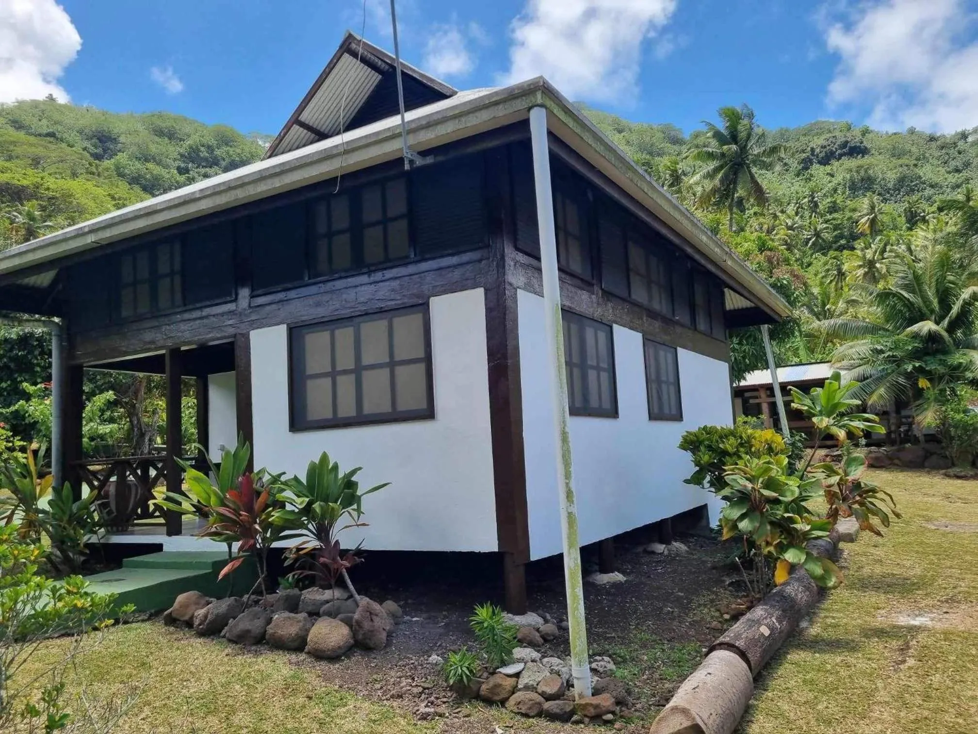 Property building in Pension Hibiscus Taha'a