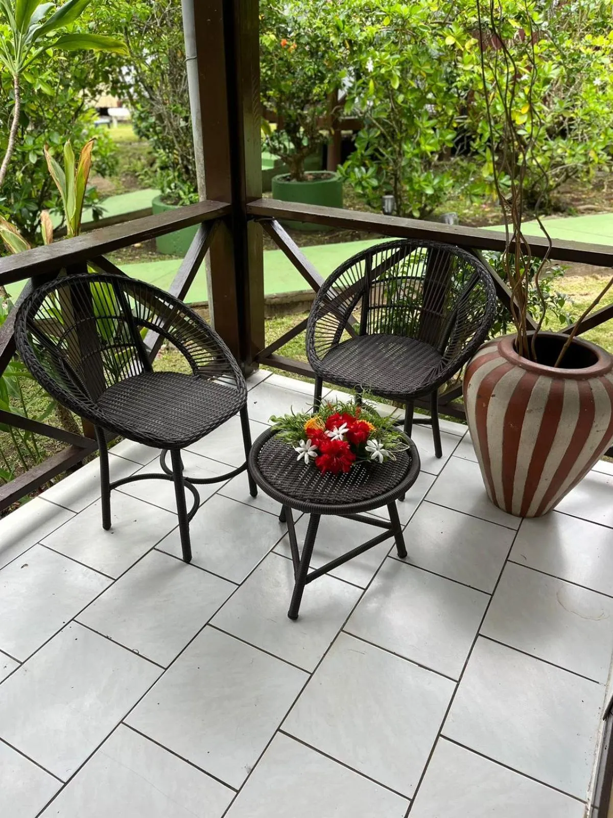 Balcony/Terrace in Pension Hibiscus Taha'a