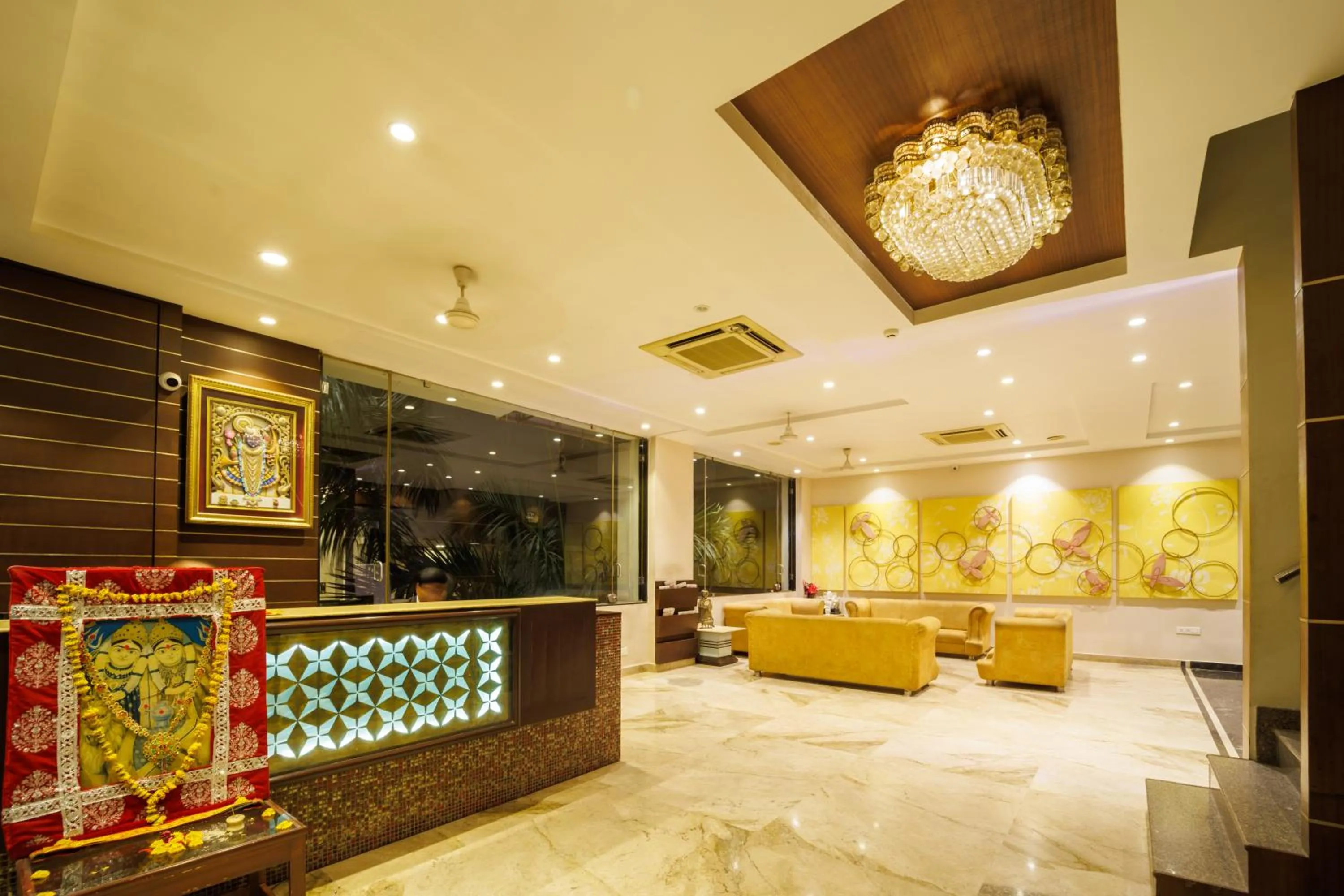 Seating area in Hotel Celebration