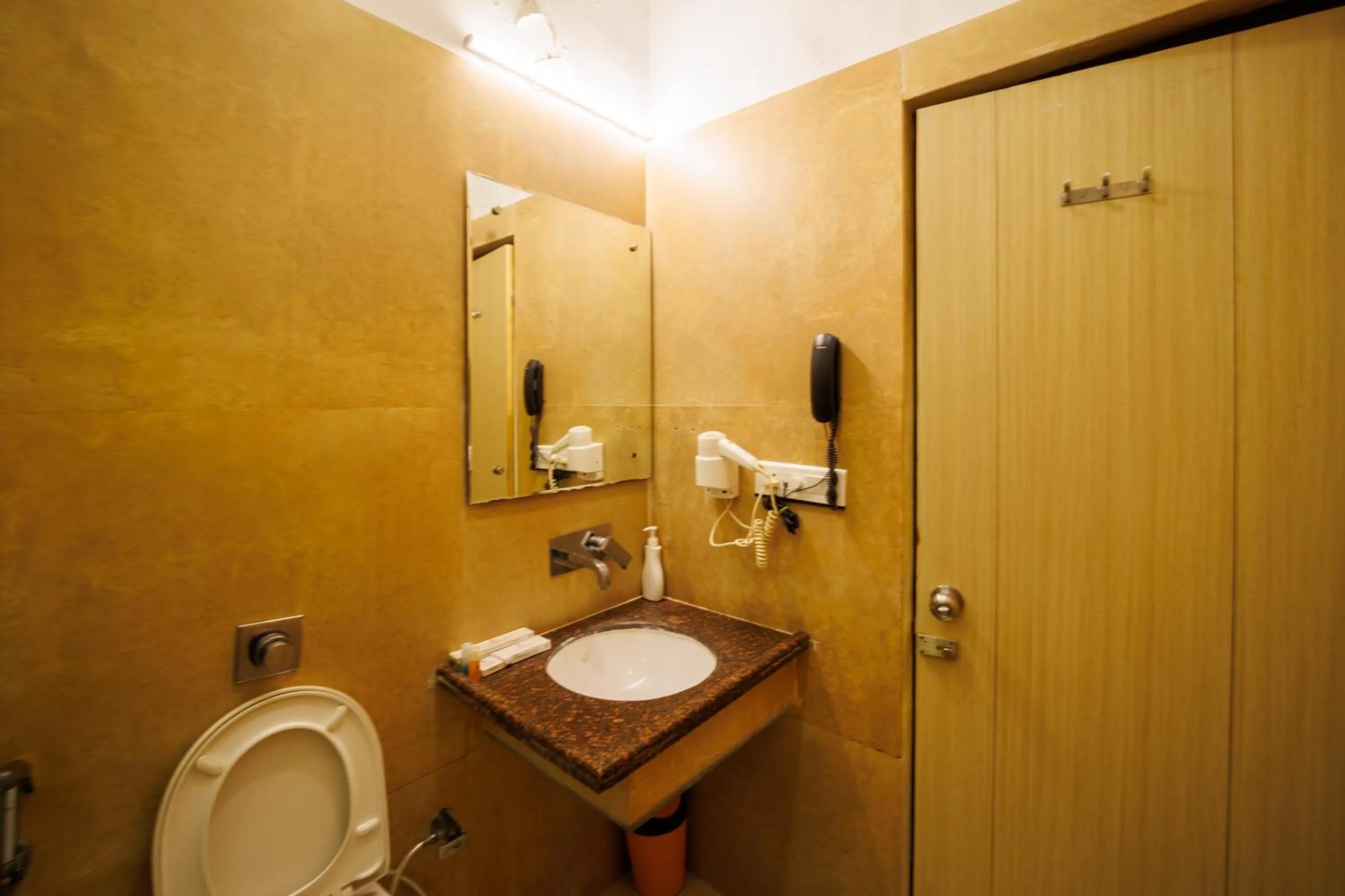 Toilet in Hotel Celebration