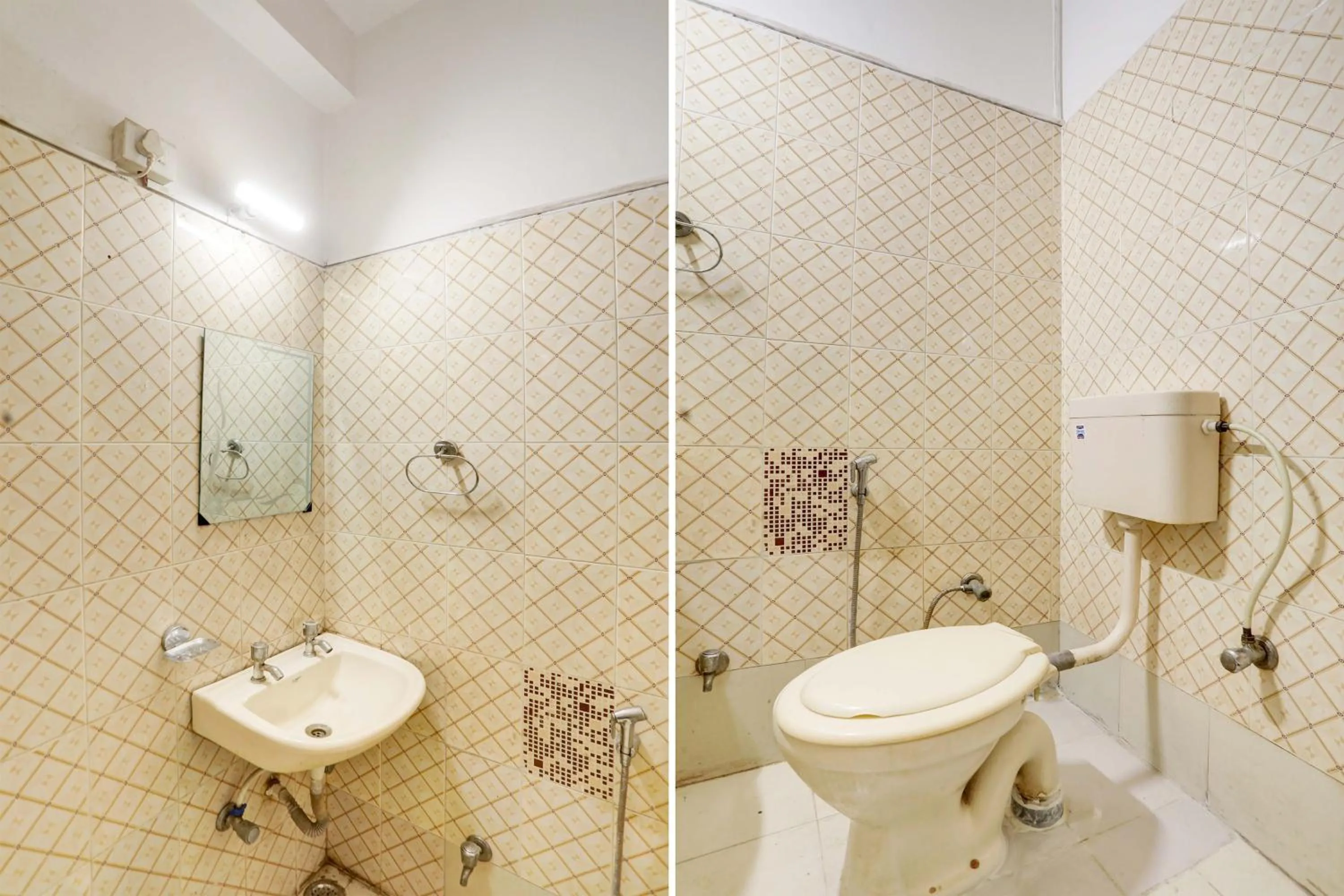 Bathroom in Hotel O Green Park Residency