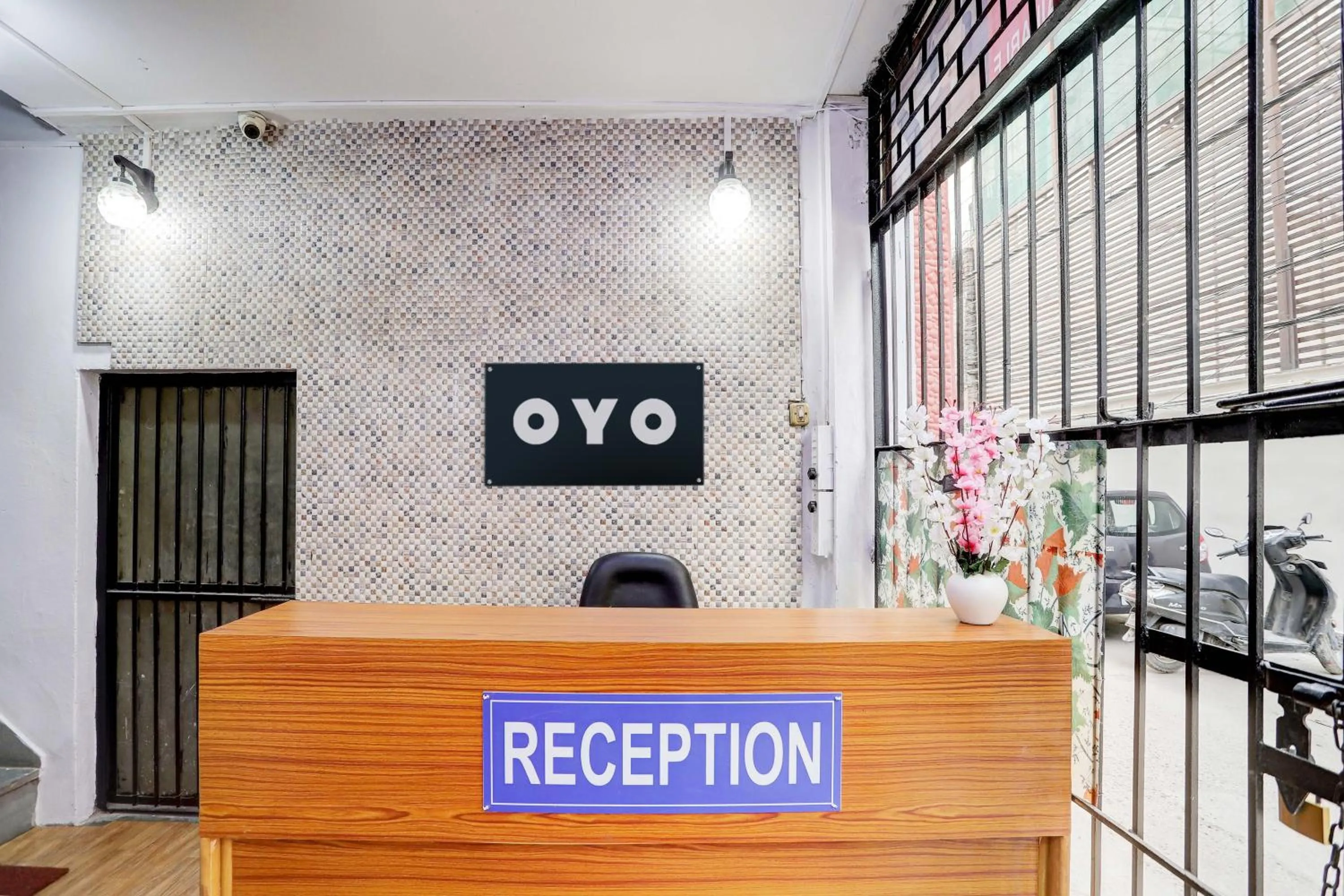 Lobby or reception in Hotel O Green Park Residency